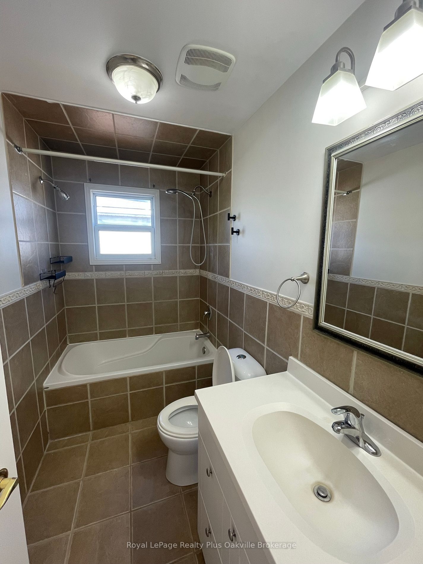 62 Crozier Street, #Upper