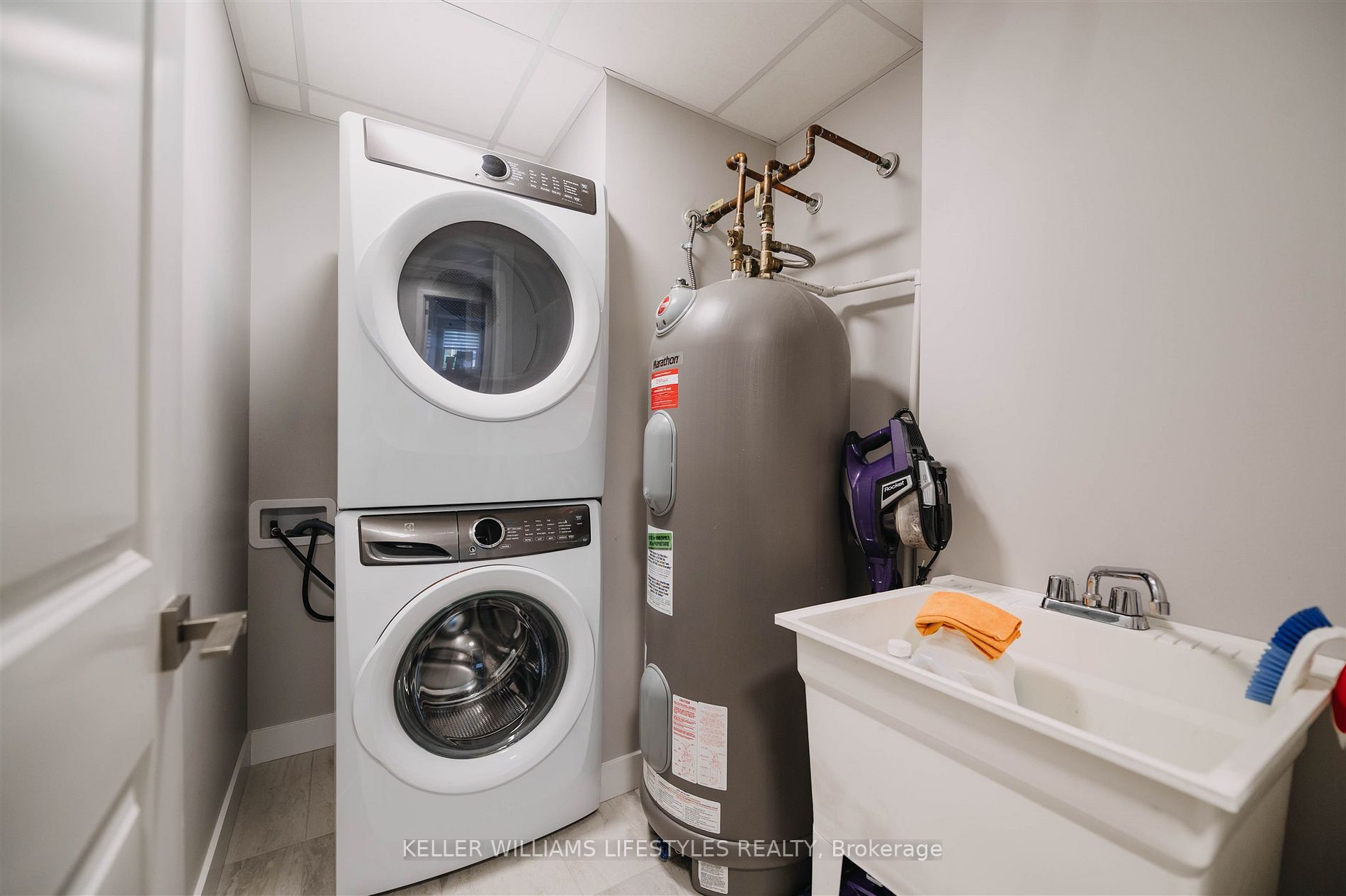 480 Fairview Blvd, #104