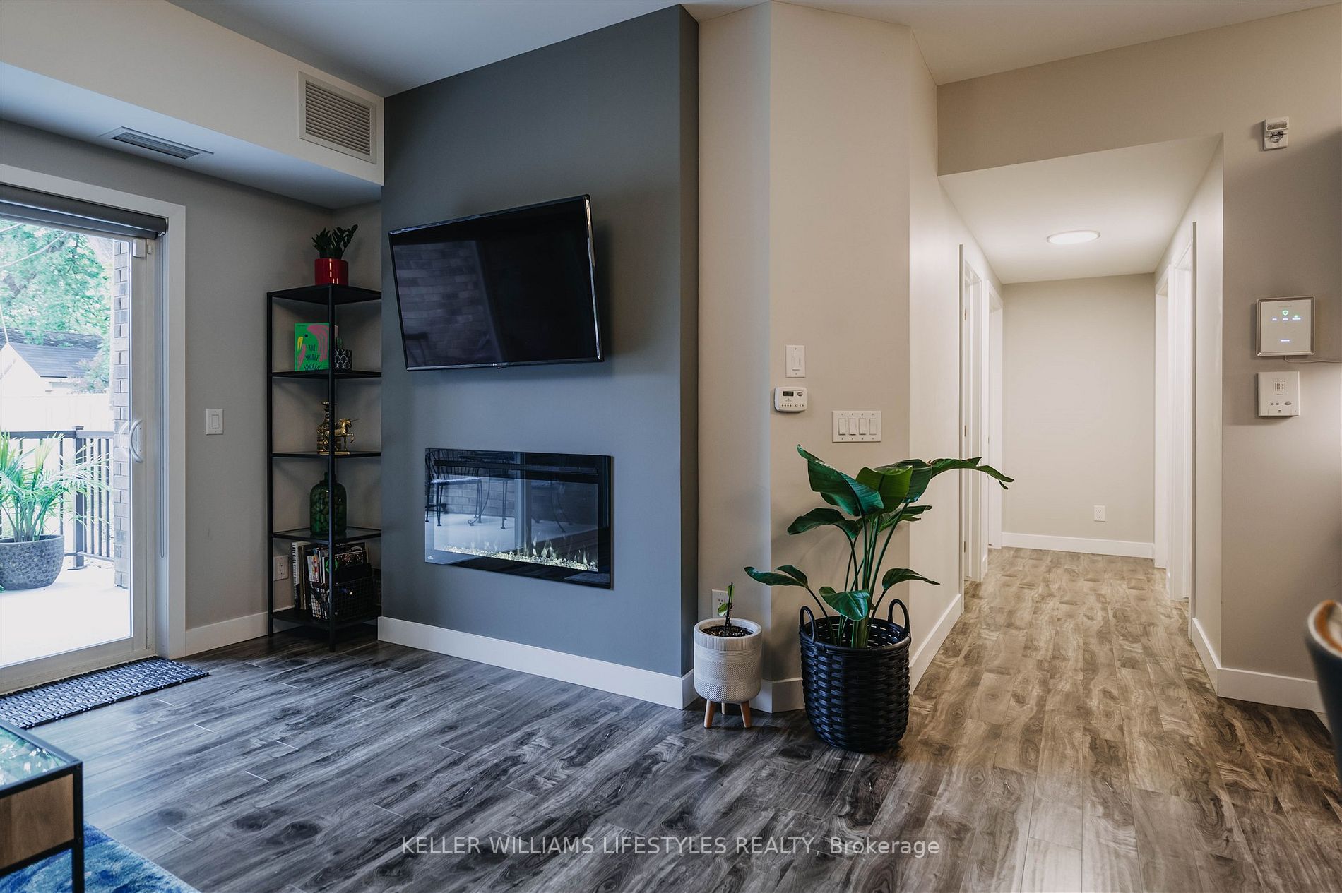 480 Fairview Blvd, #104