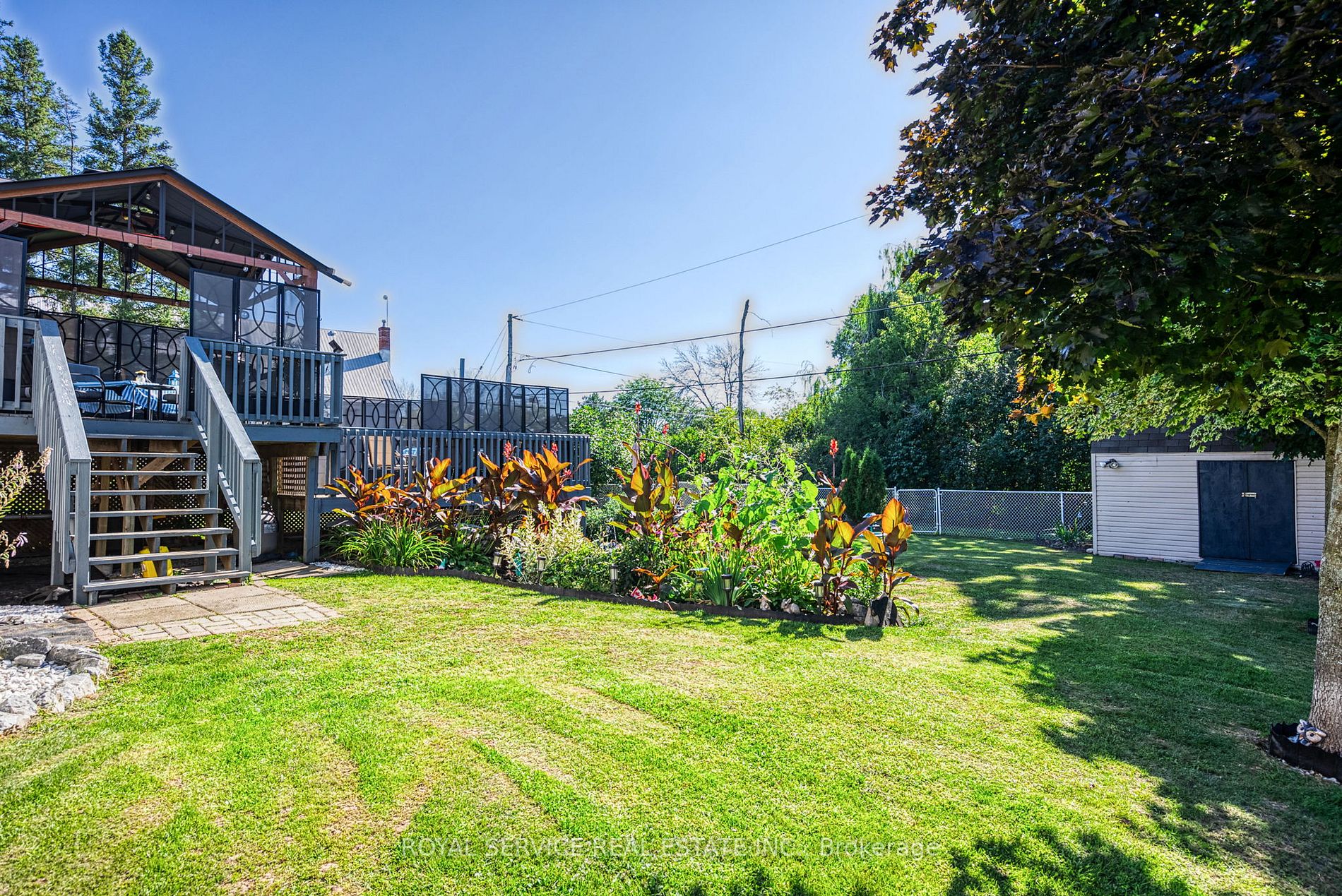 96 Fraser Dr