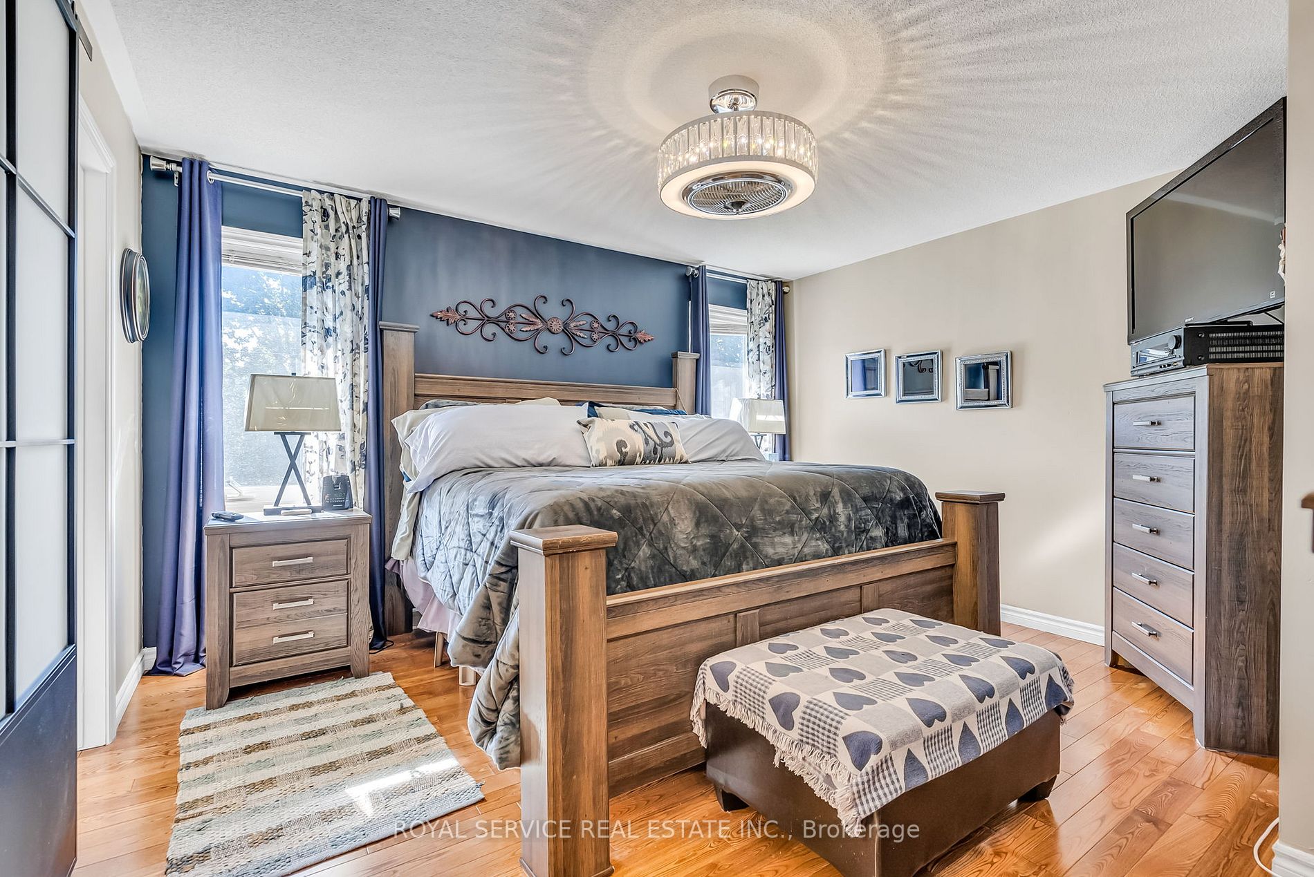 96 Fraser Dr