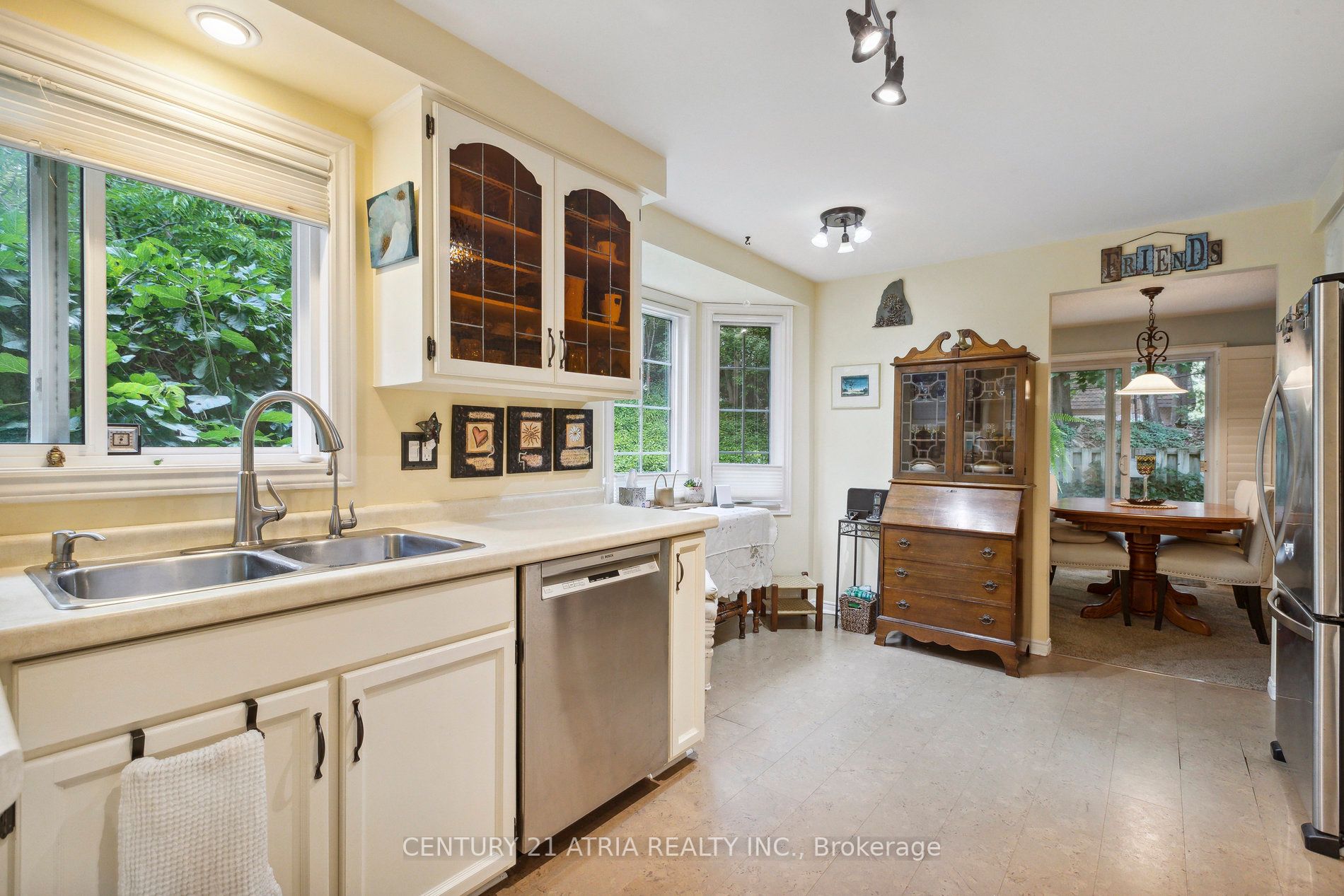 112 Woodlawn Road E, #2
