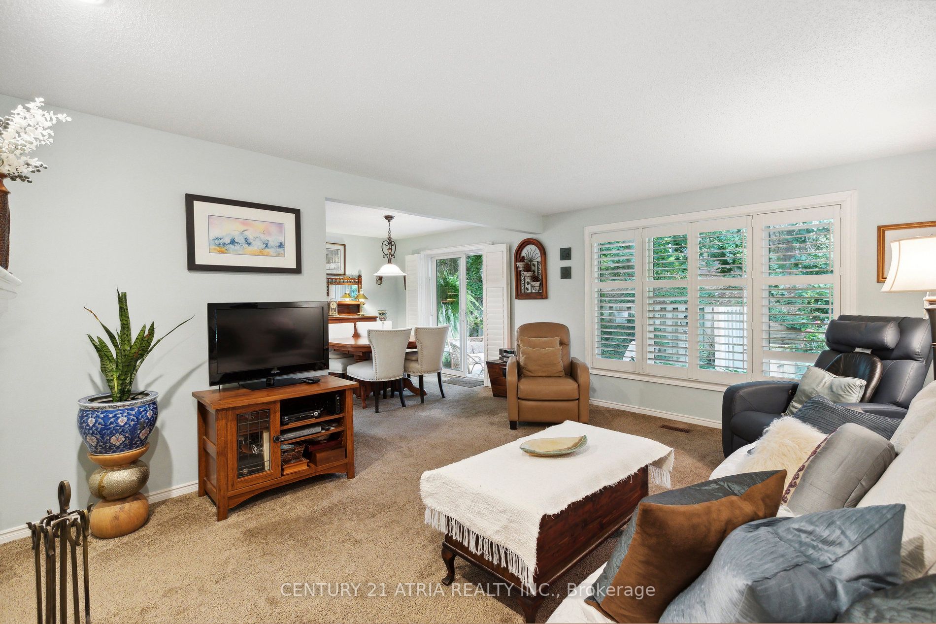 112 Woodlawn Road E, #2