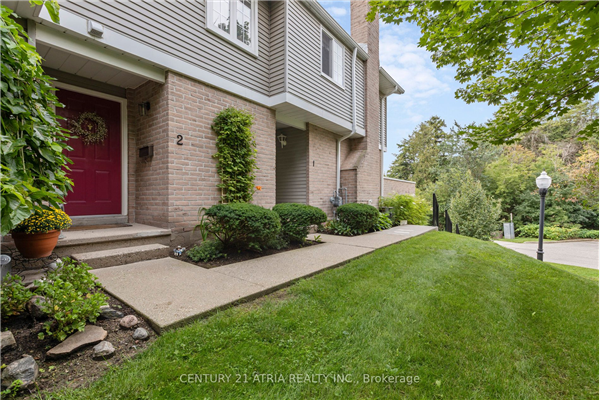 112 Woodlawn Rd E, Guelph