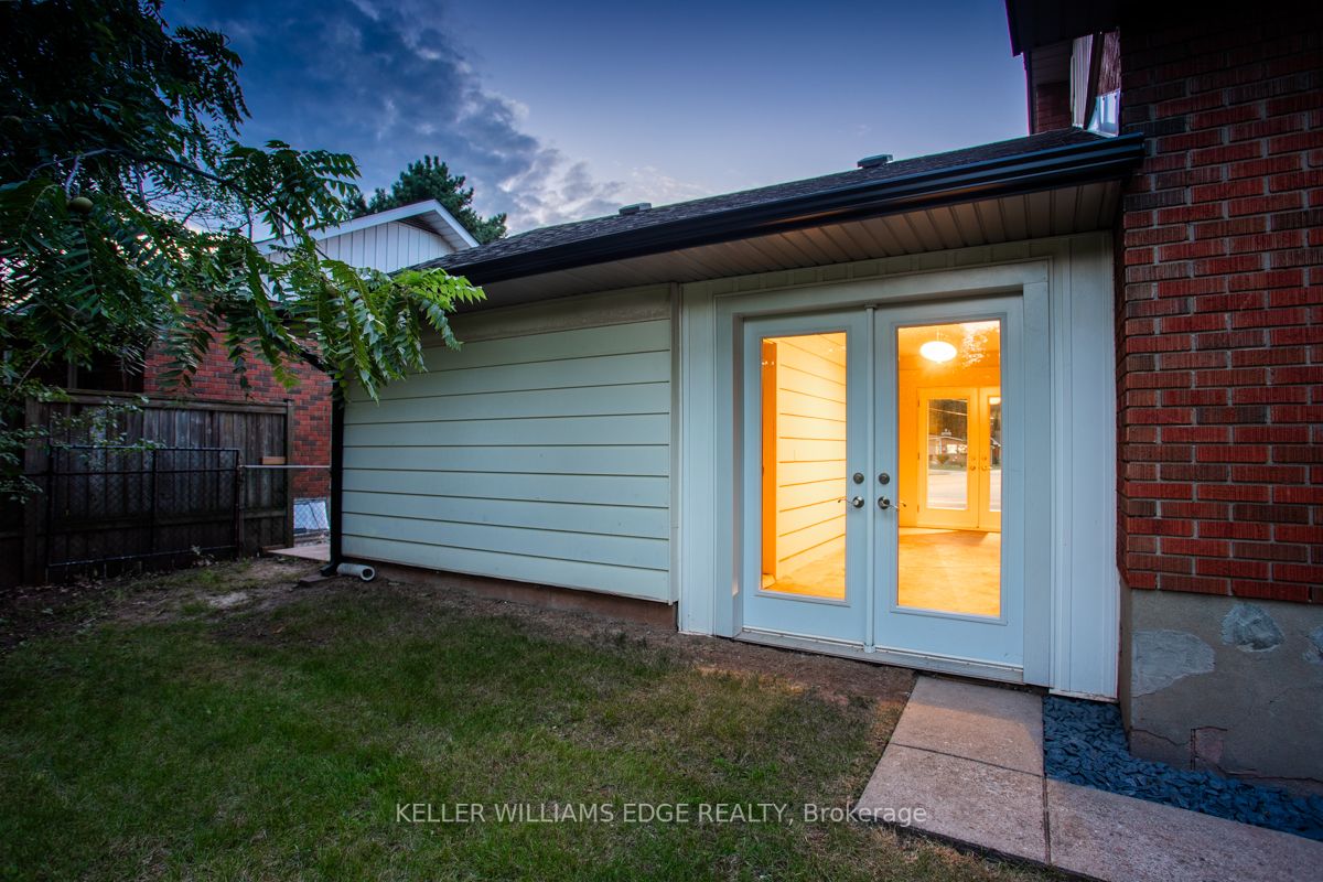 28 Dale Ave