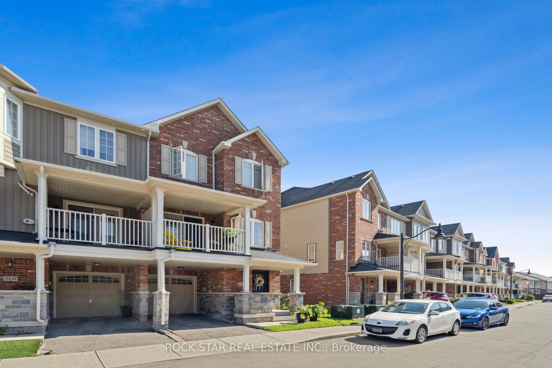 54 Nisbet Blvd, #13