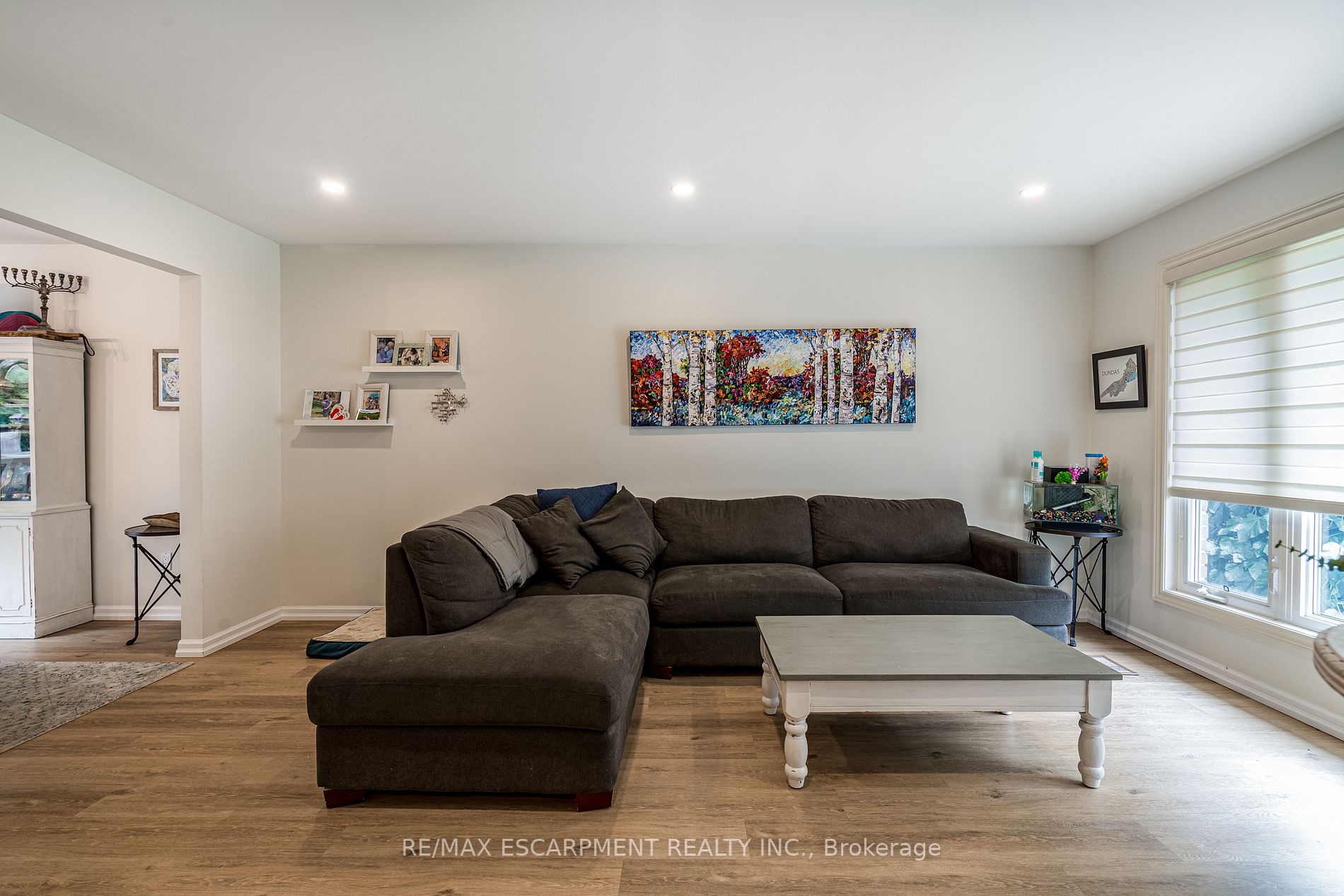 76 Bridlewood Drive