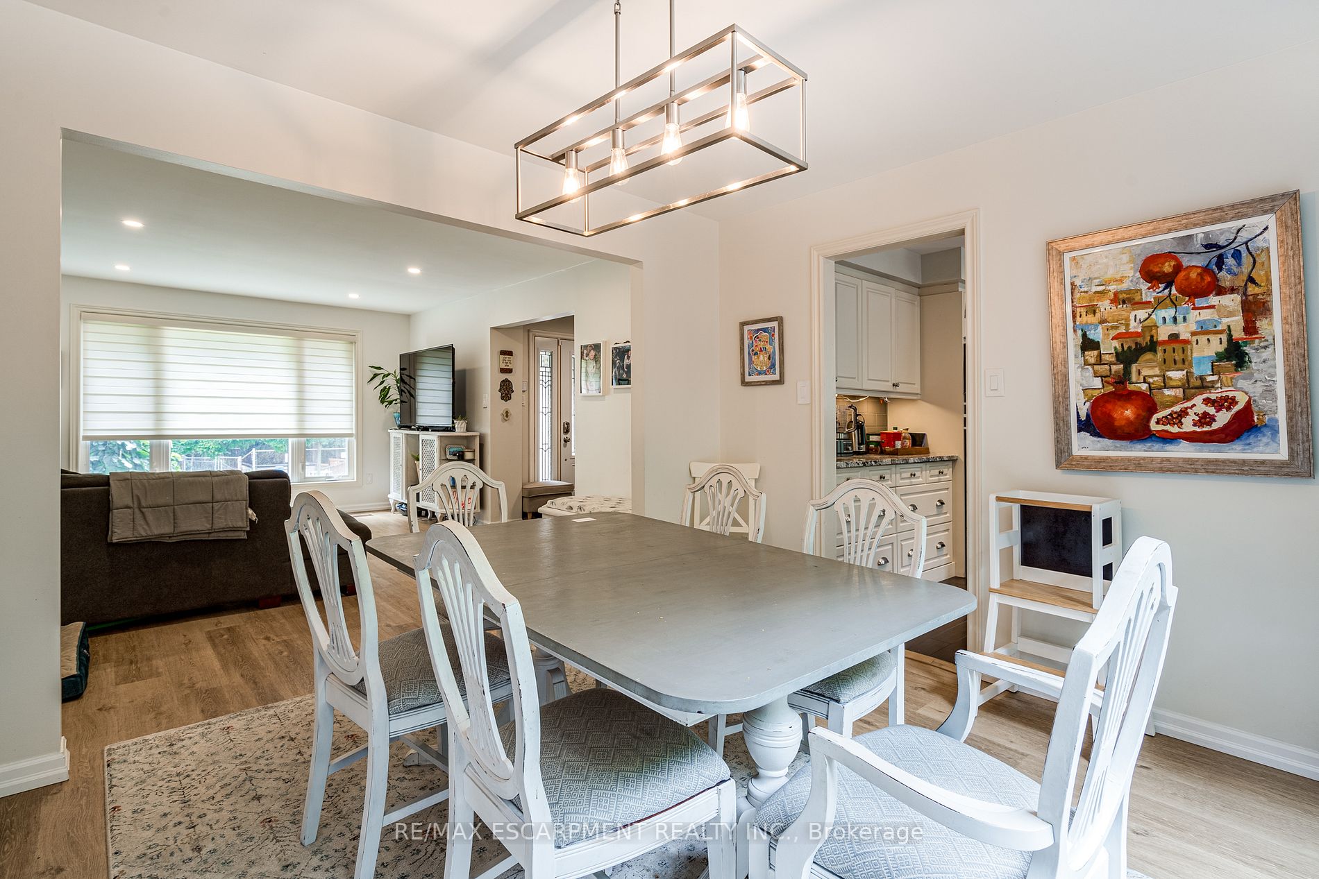 76 Bridlewood Drive