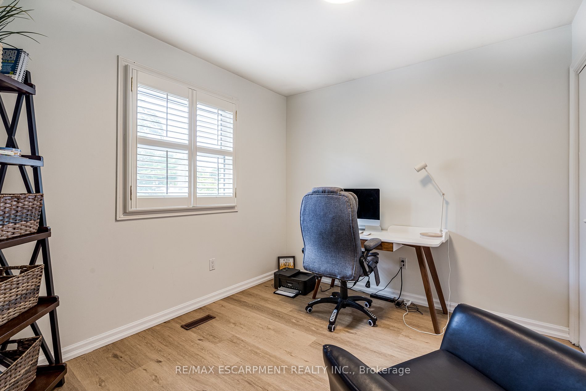 76 Bridlewood Drive