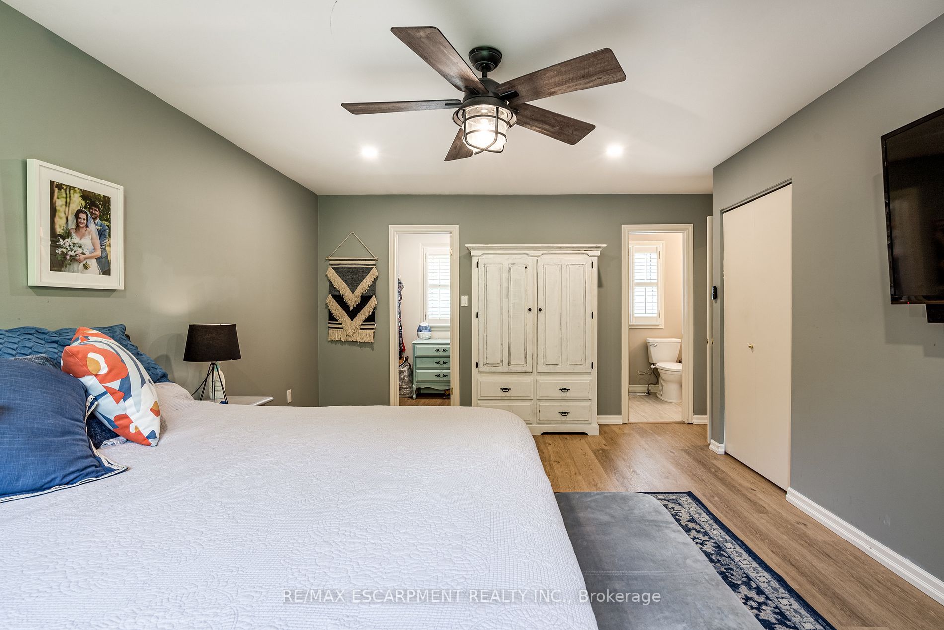 76 Bridlewood Drive