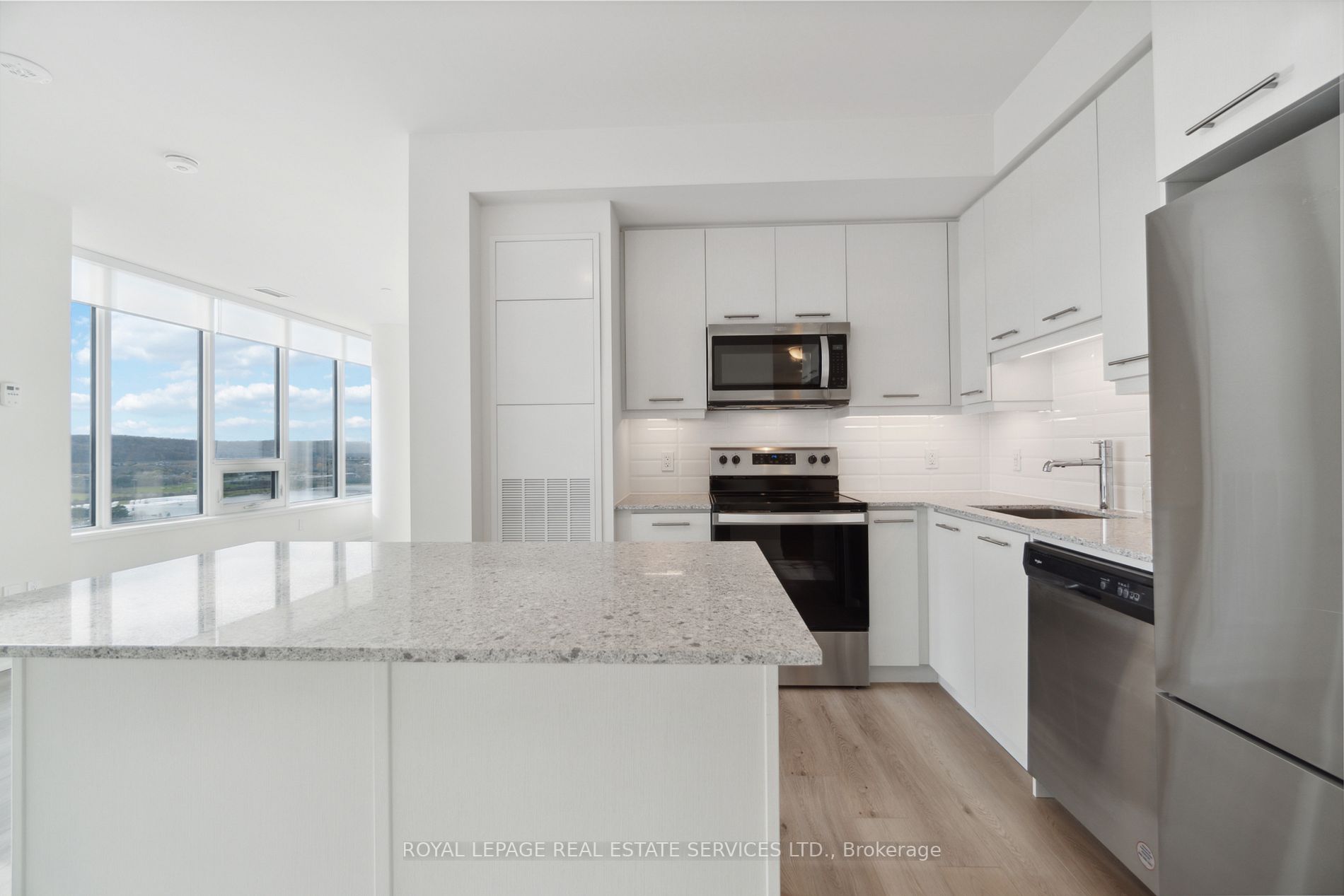 385 Winston Rd S, #1702