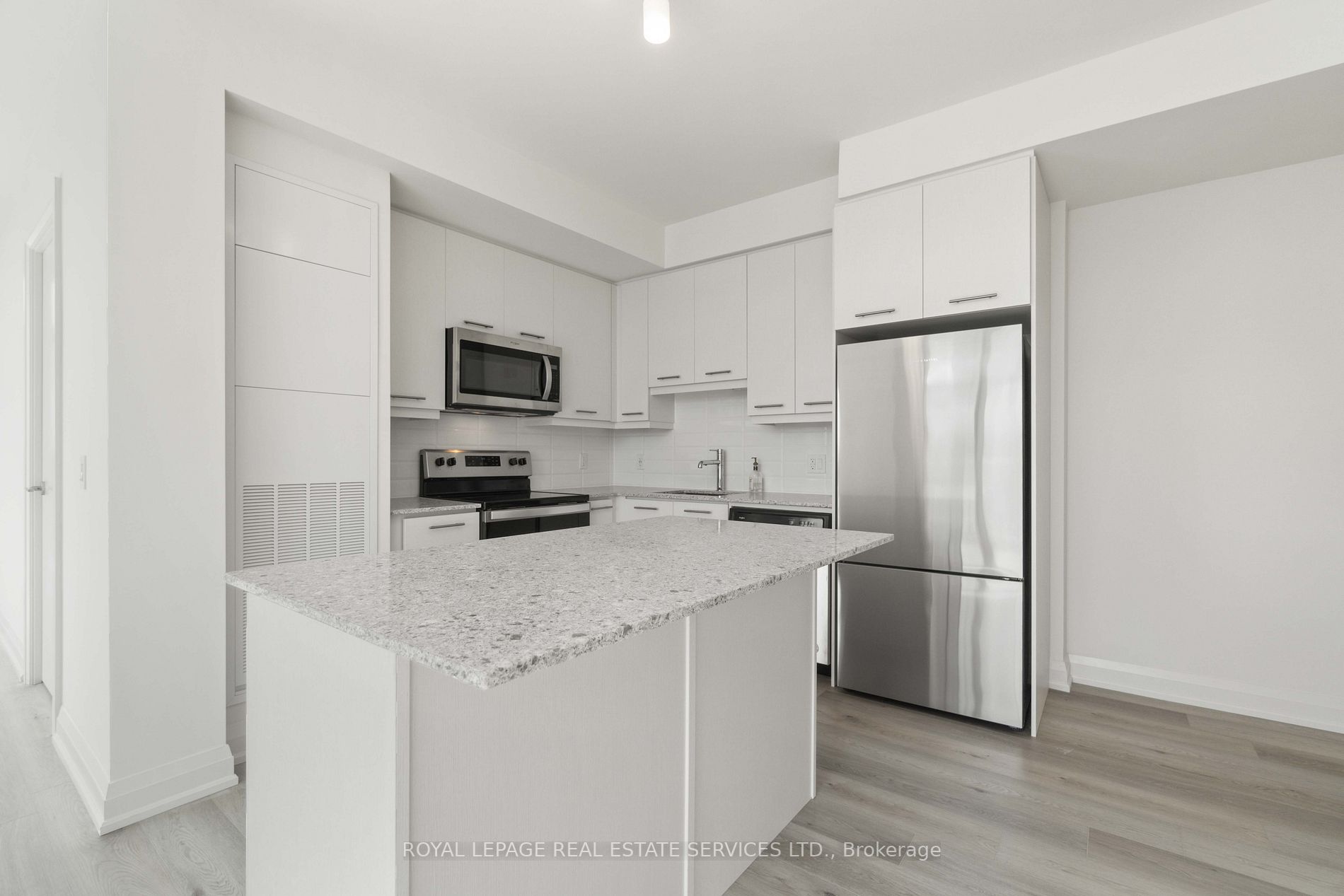 385 Winston Rd S, #1702