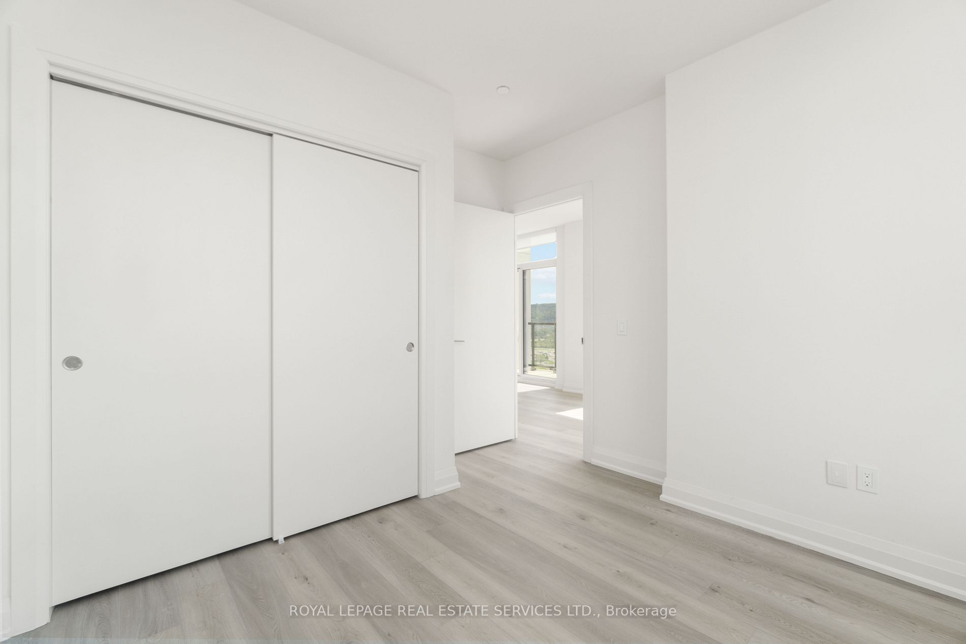 385 Winston Rd S, #1702