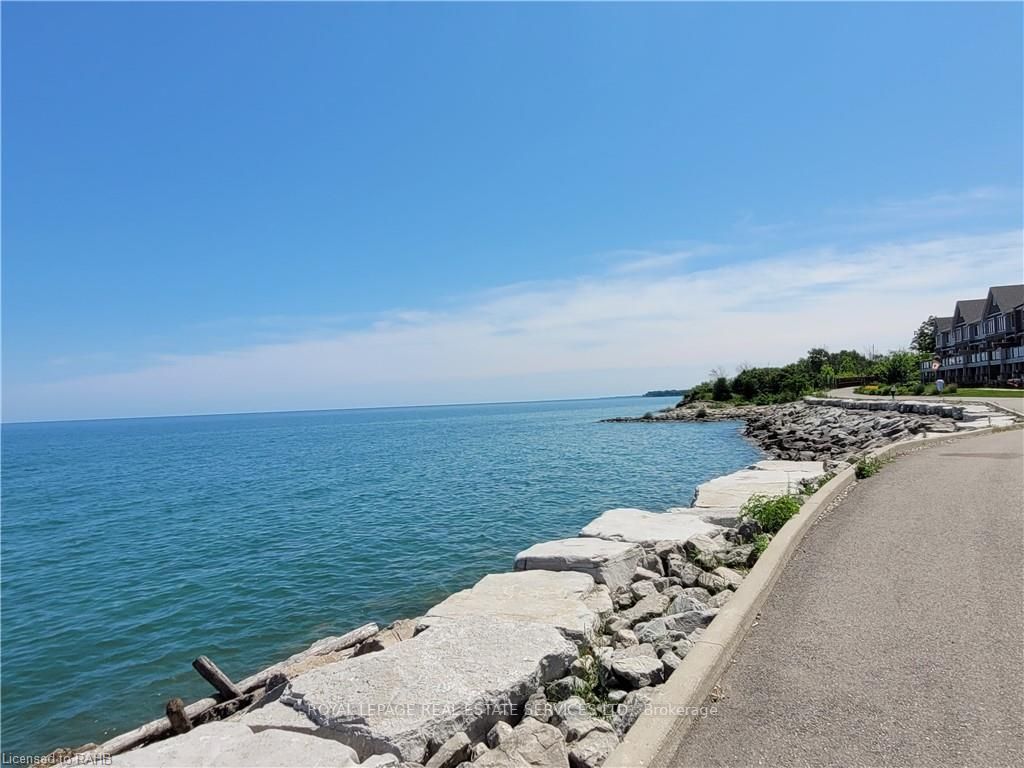 385 Winston Rd S, #1702