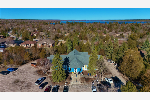 100 East St S, Kawartha Lakes