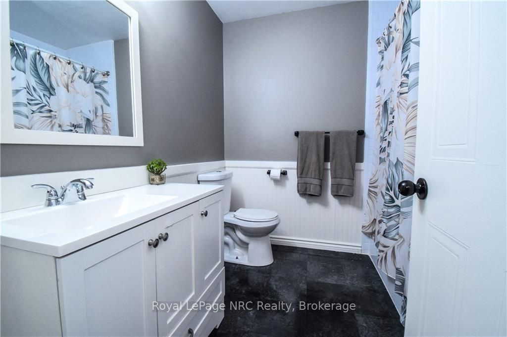 20 Niagara St, #10
