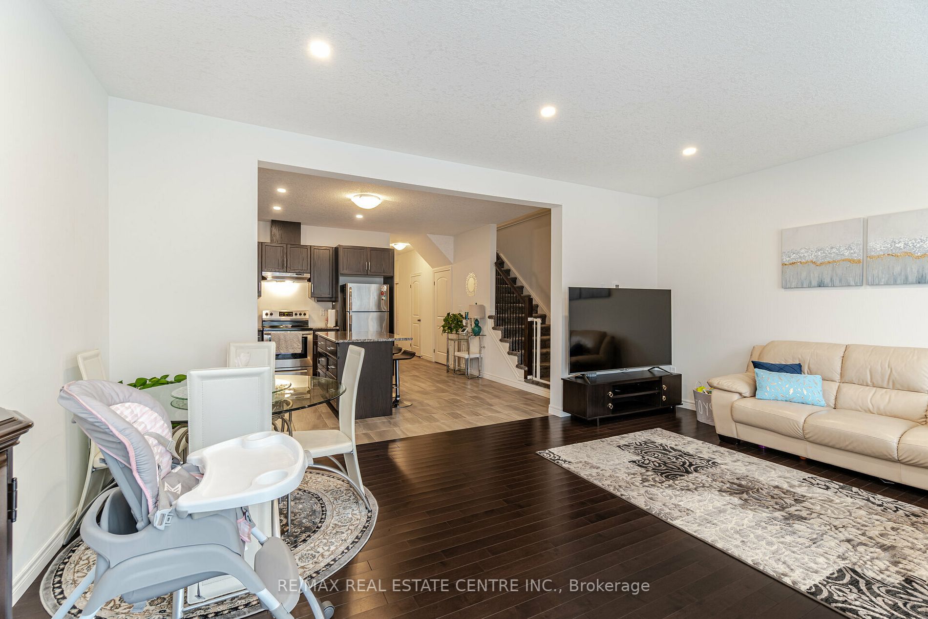 22 Marshall Drive E, #3