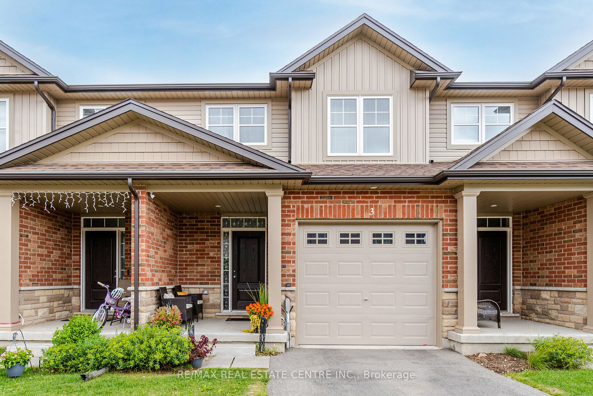 22 Marshall Dr E, #3