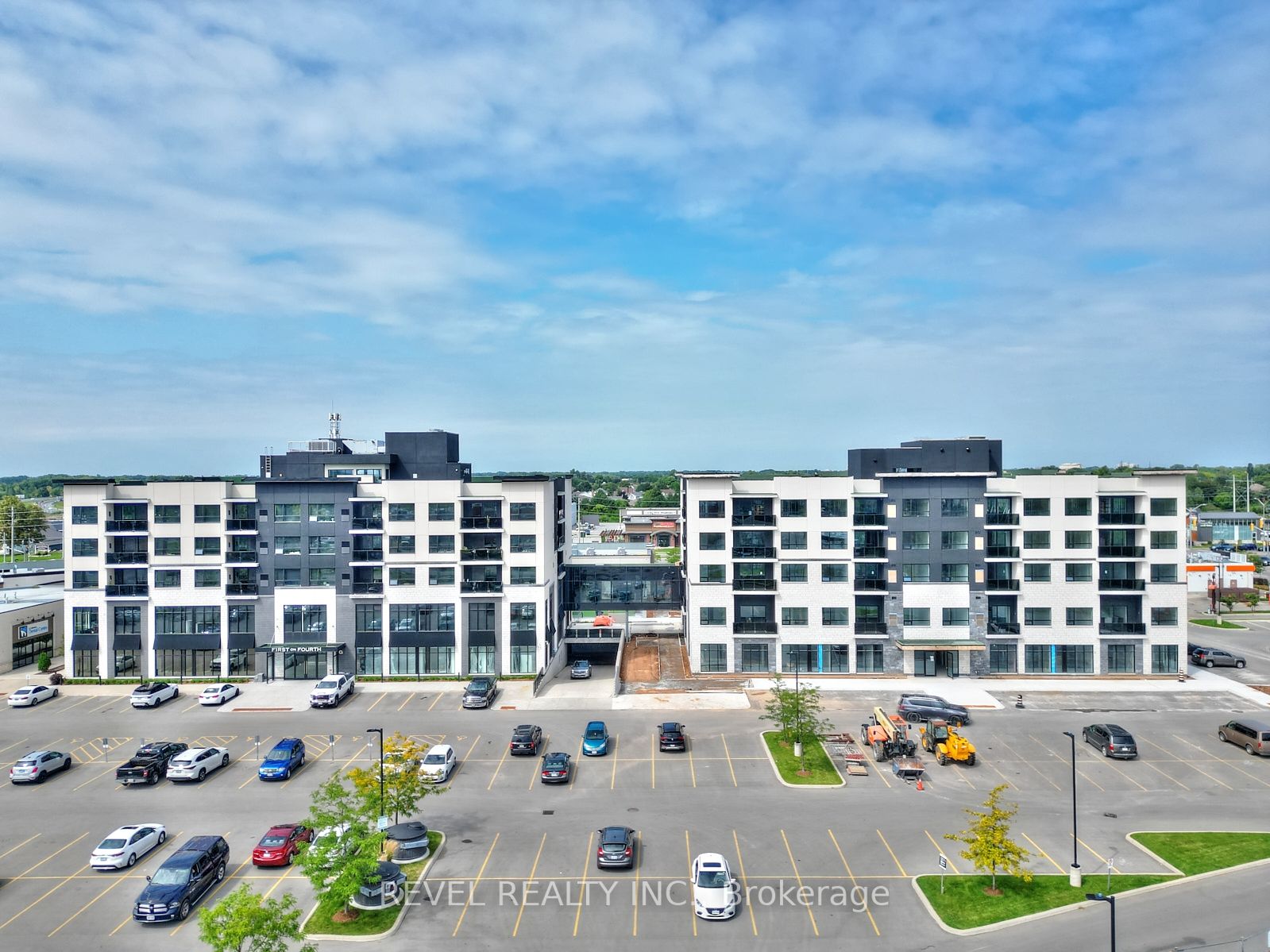 300B Fourth Ave, #207
