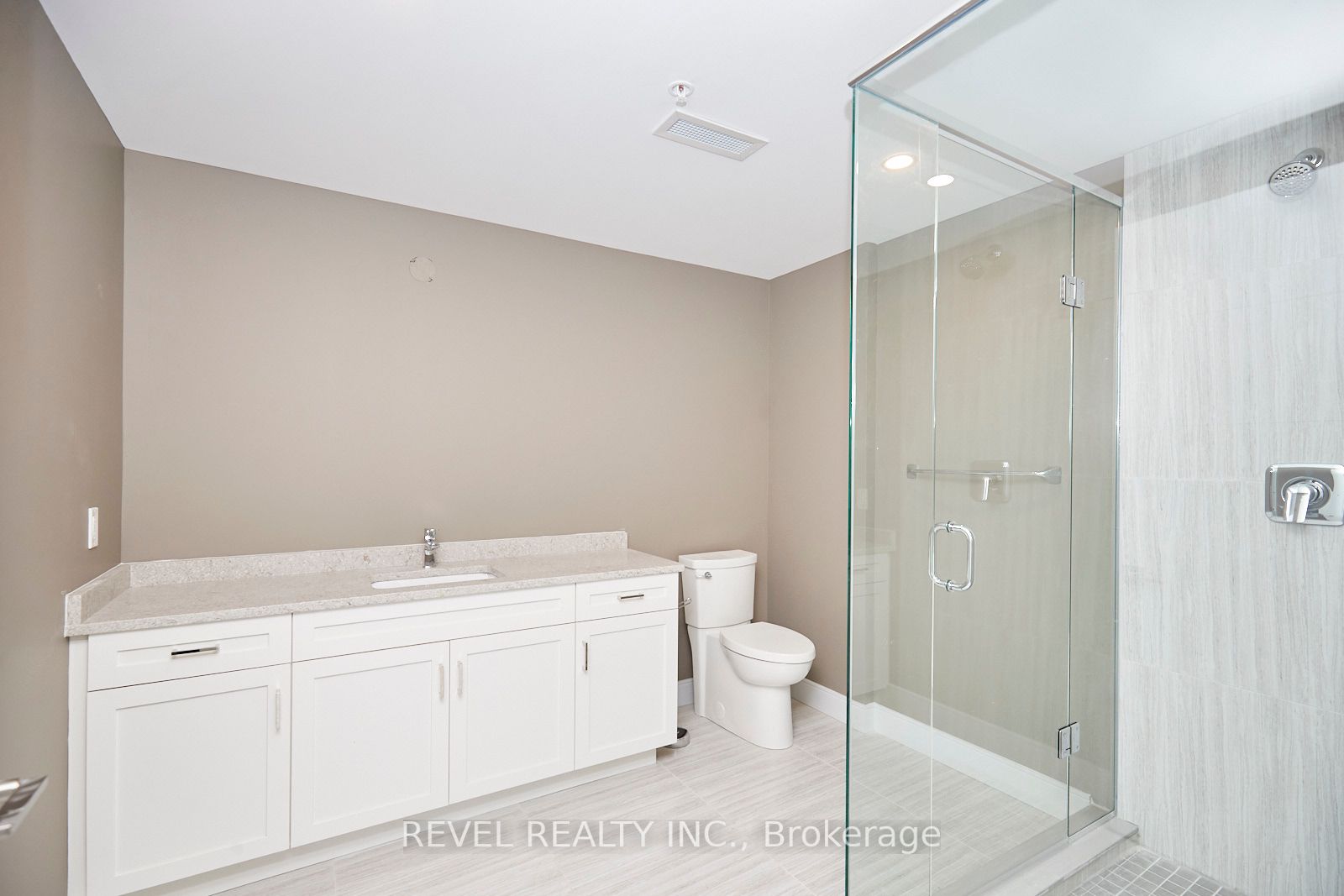 300B Fourth Ave, #207