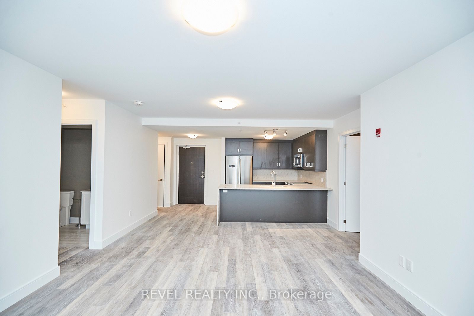 300B Fourth Ave, #207