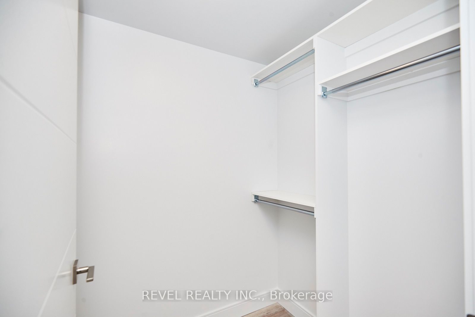 300B Fourth Ave, #207