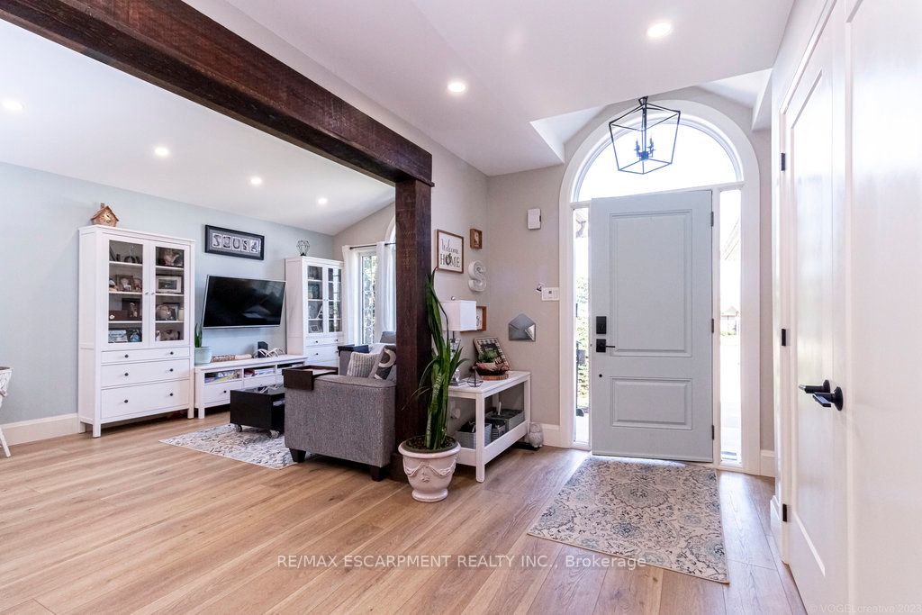 42 Naples Blvd