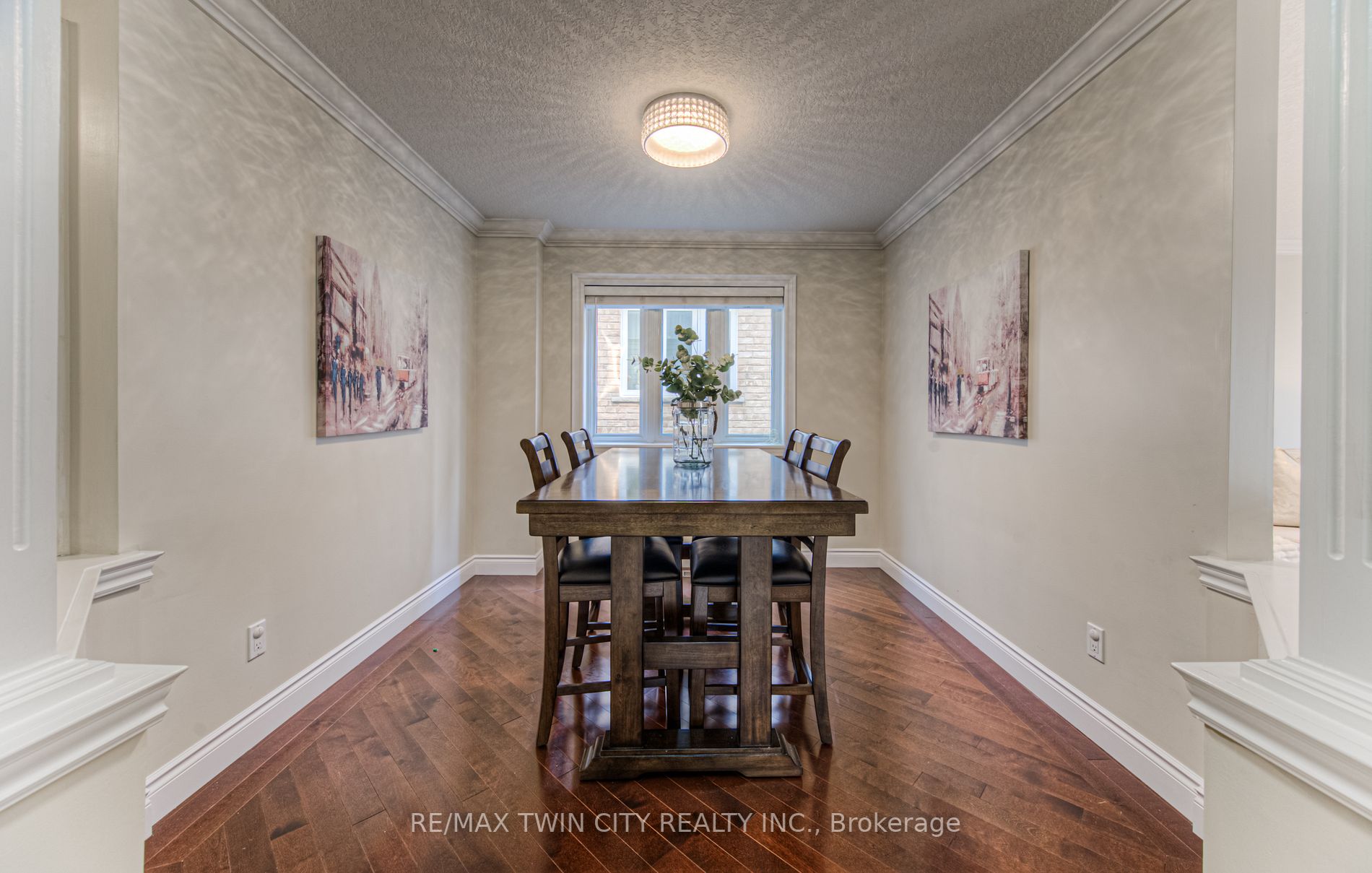 34 Huck Cres