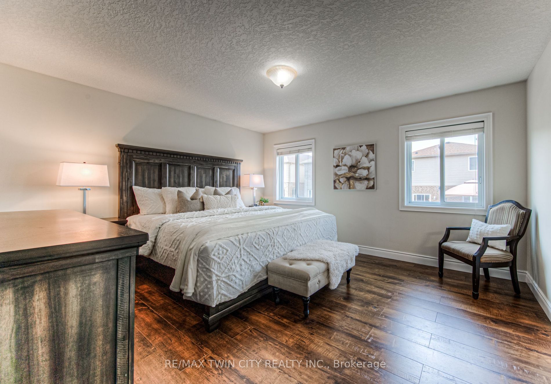 34 Huck Cres