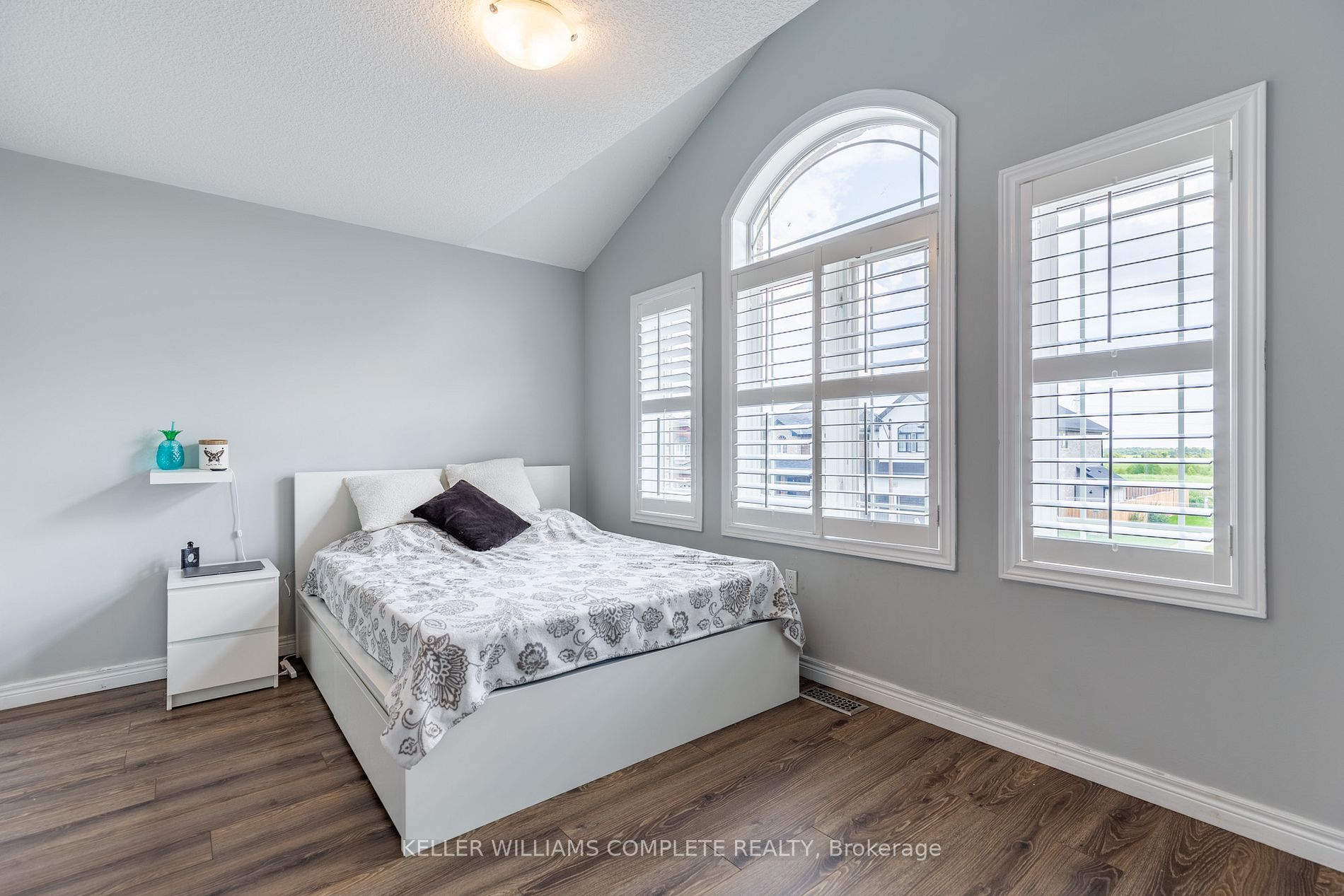 59 Whistler St