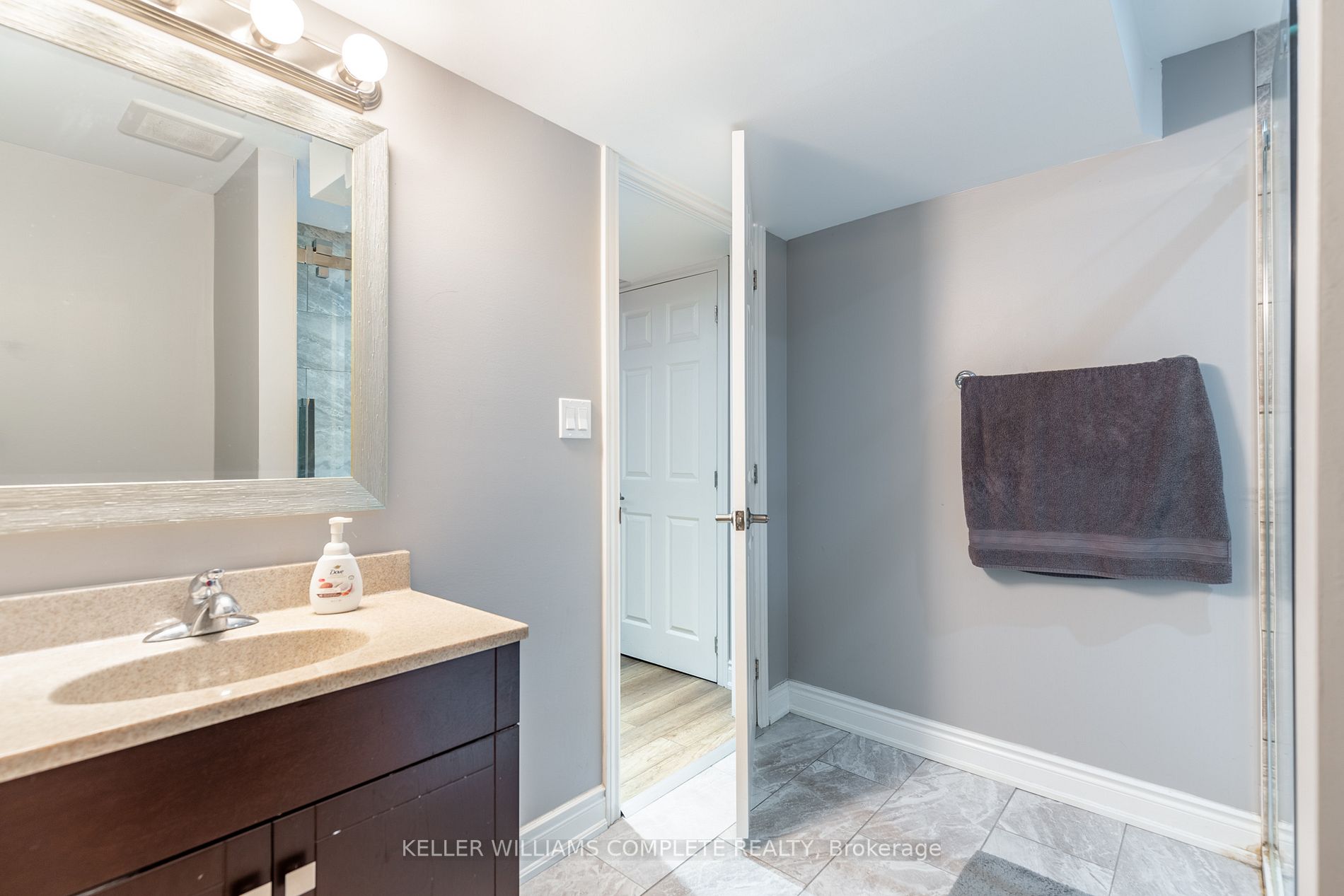 59 Whistler St
