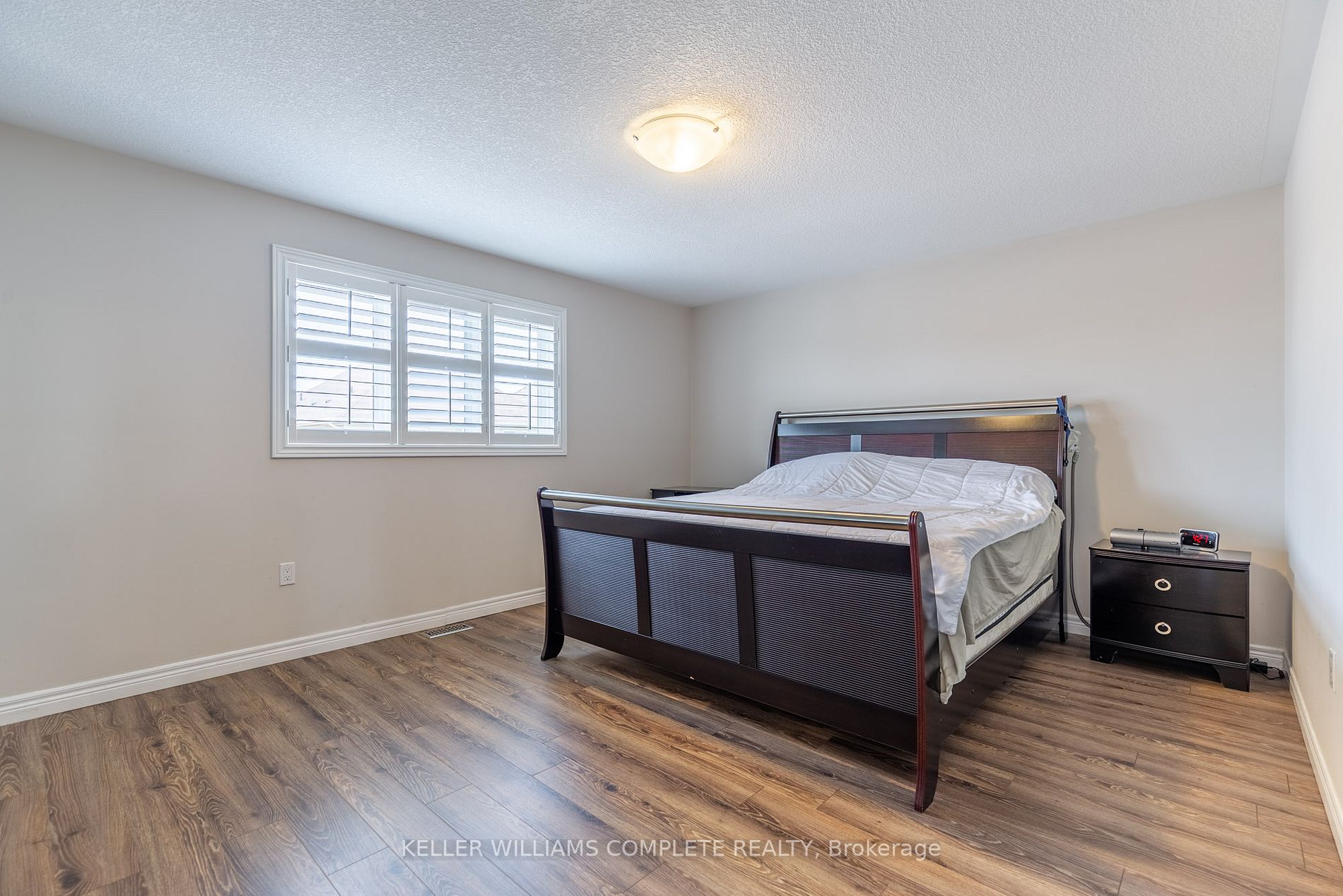 59 Whistler St