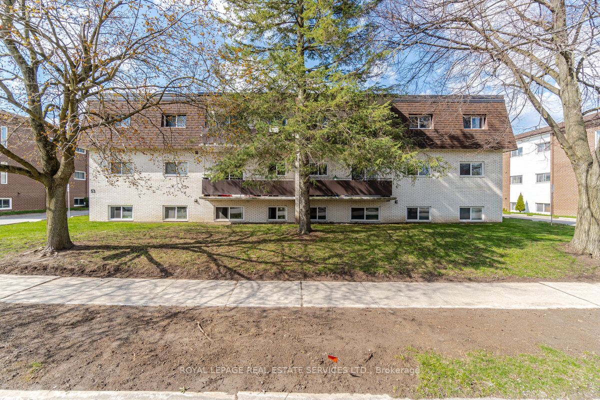 53 Conroy Cres, #201