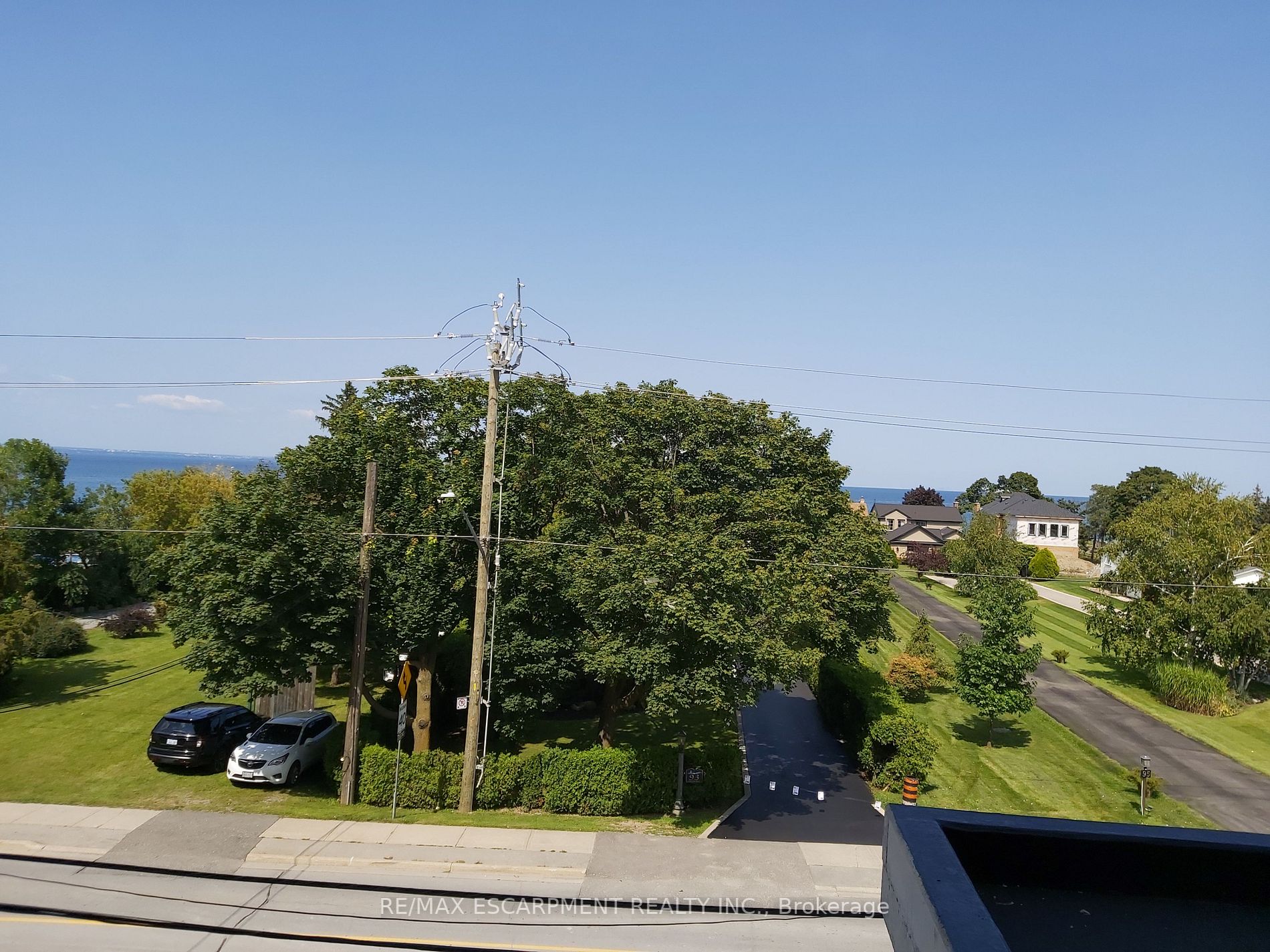600 North Service Rd, #317