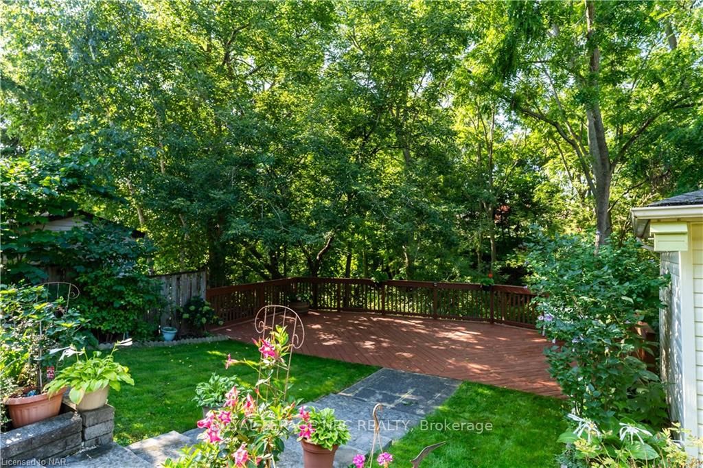 16 Kimbermount Dr