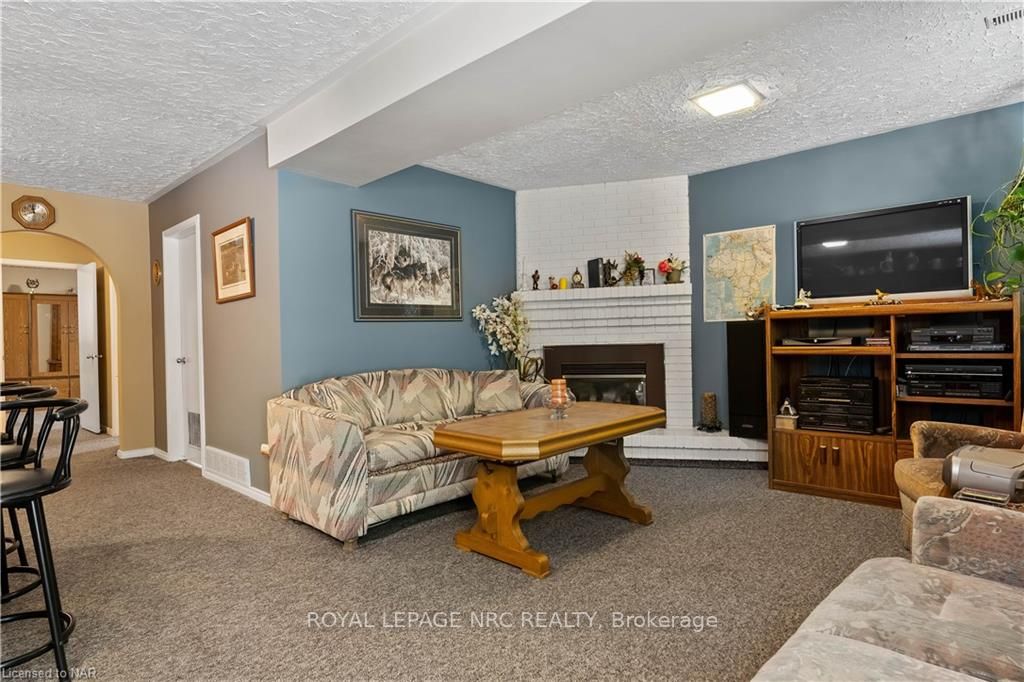 16 Kimbermount Dr