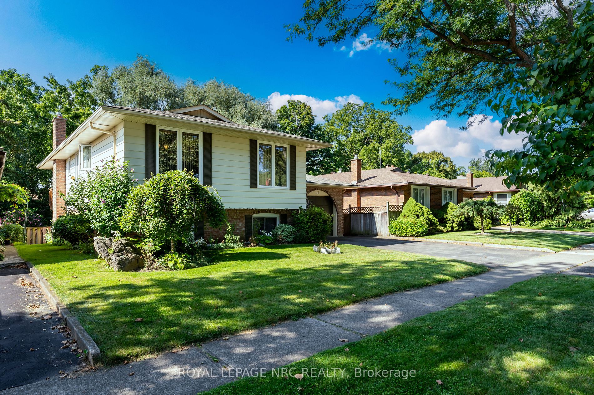 16 Kimbermount Dr