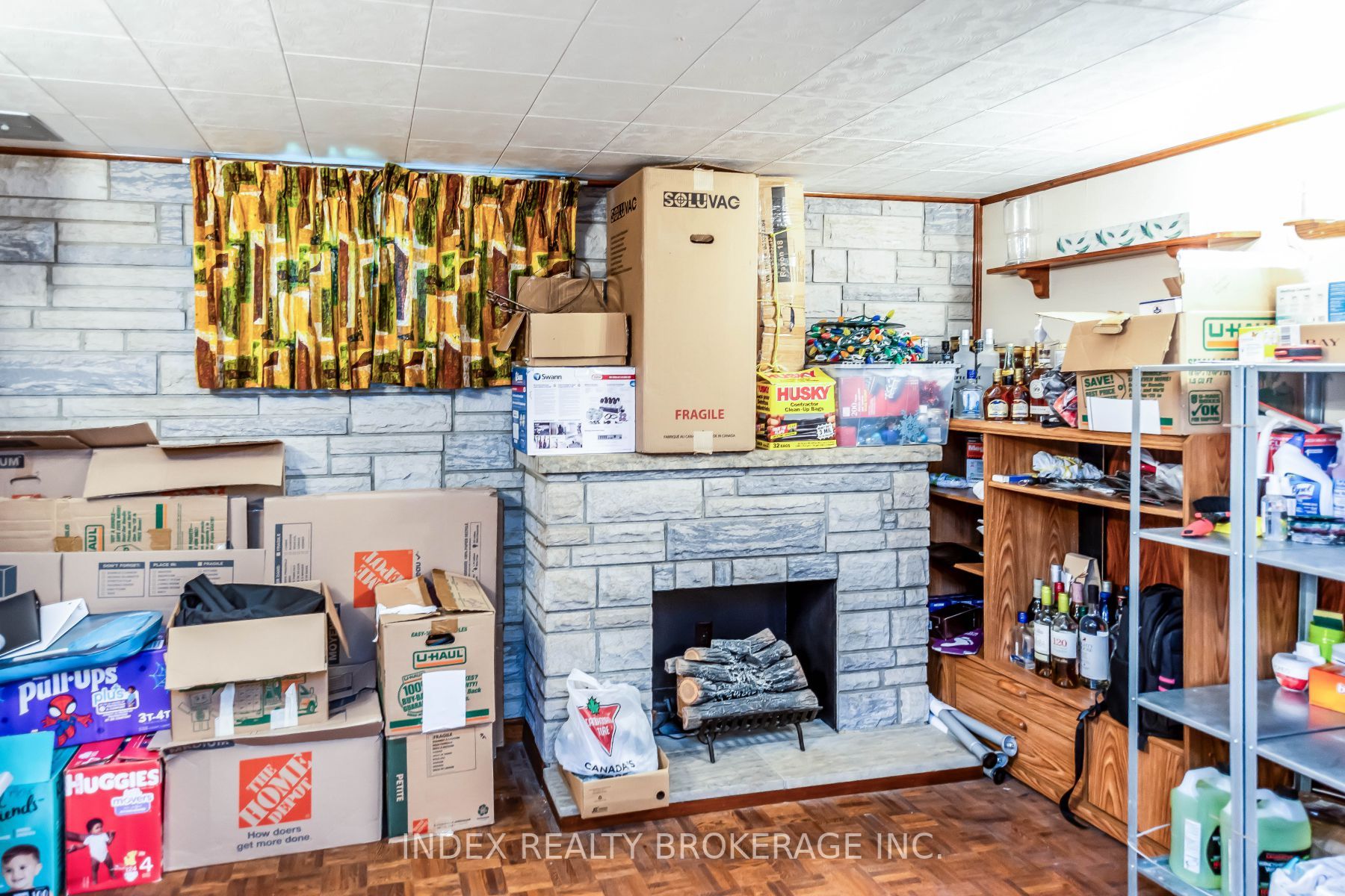 28 Blenheim Dr
