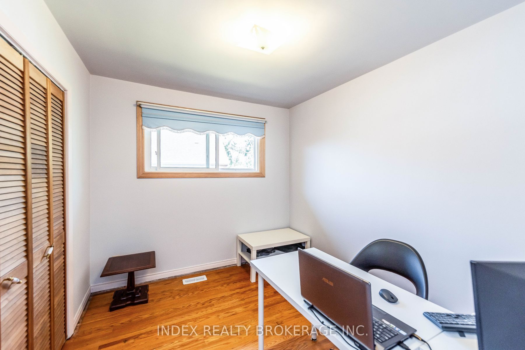 28 Blenheim Dr