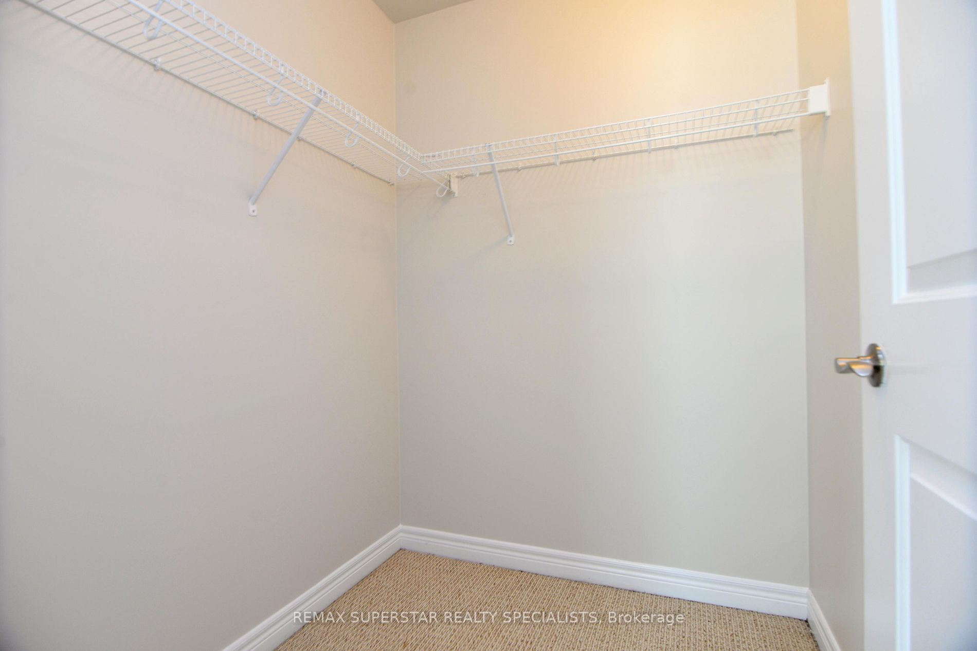 8 Lakelawn Rd, #46