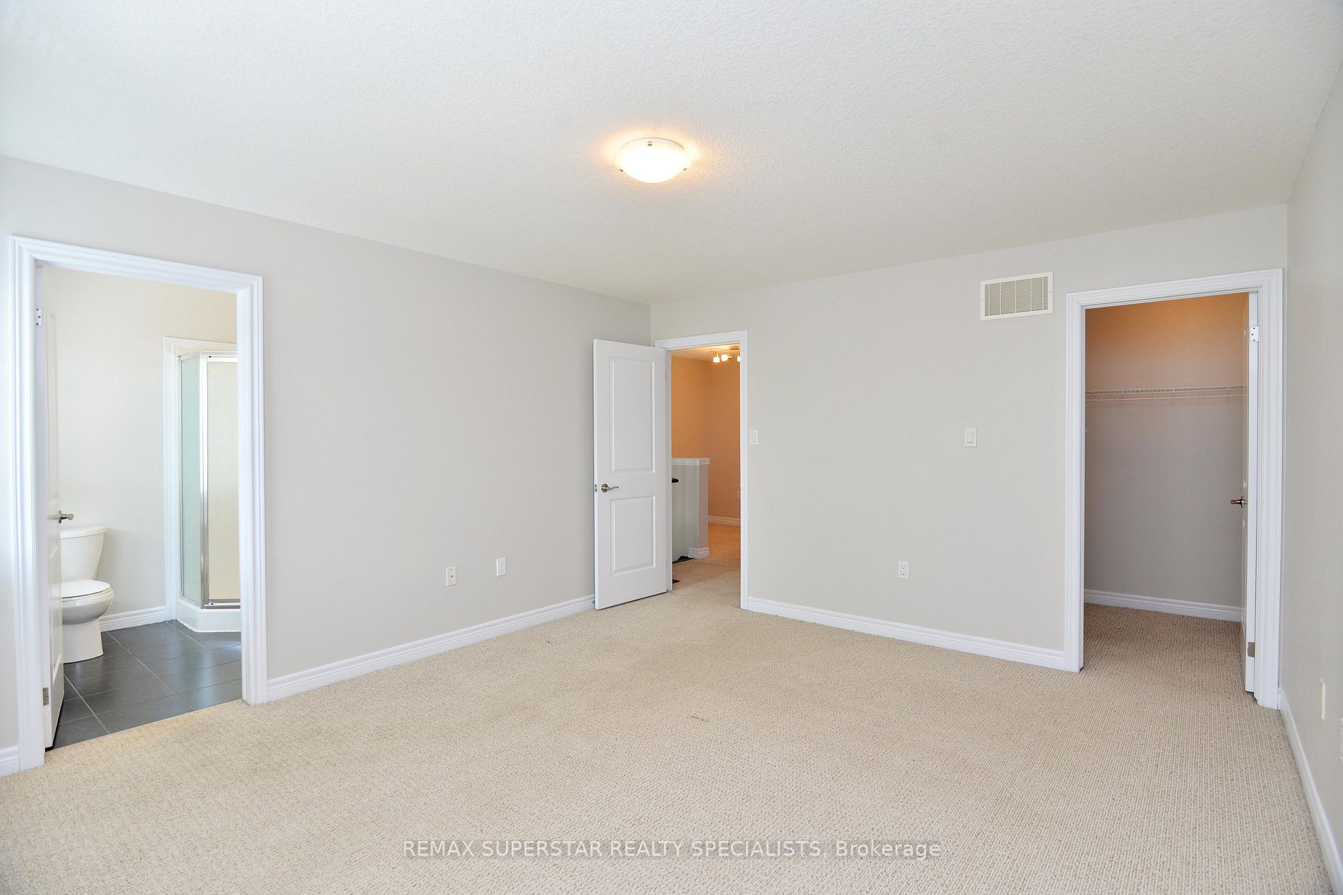 8 Lakelawn Rd, #46