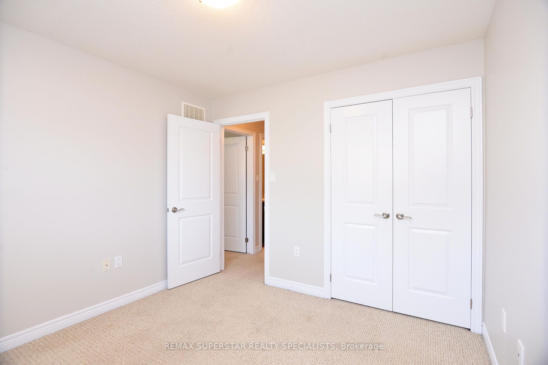 8 Lakelawn Rd, #46