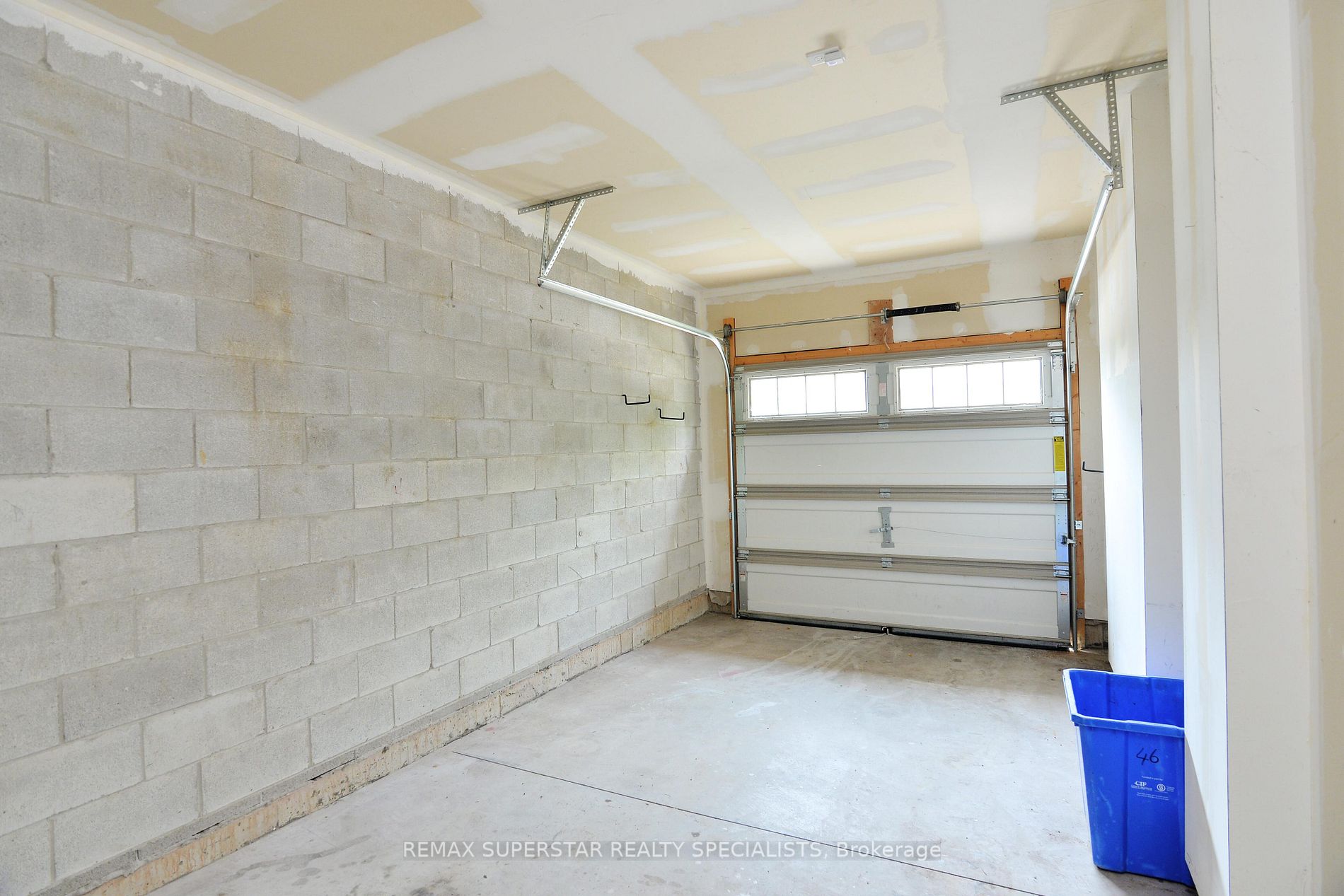 8 Lakelawn Rd, #46