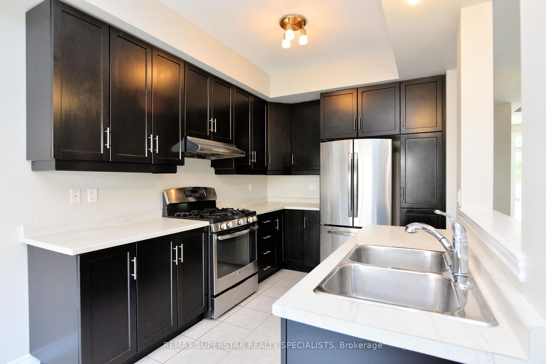 8 Lakelawn Rd, #46