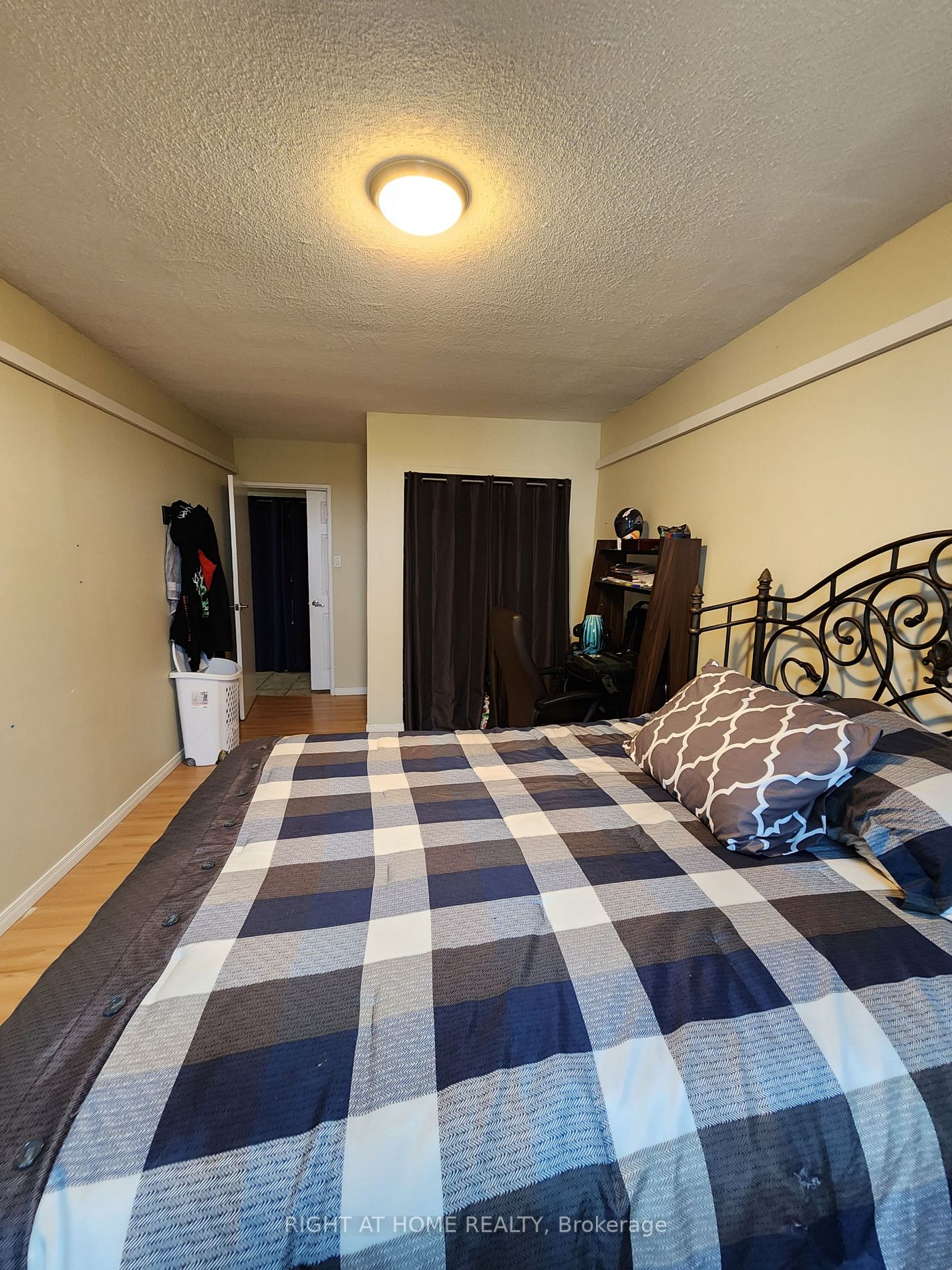 215 Glenridge Ave, #801