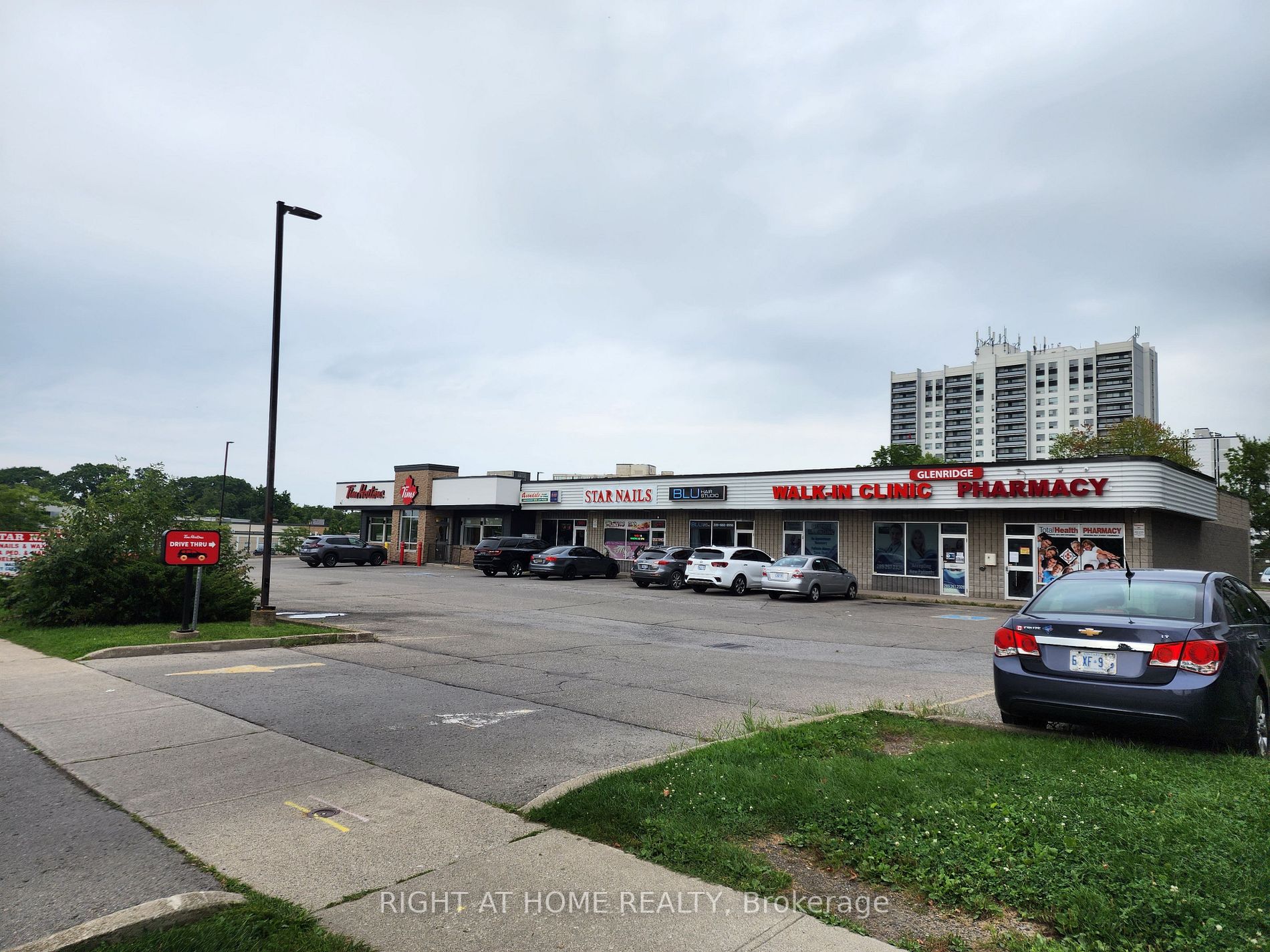 215 Glenridge Ave, #801