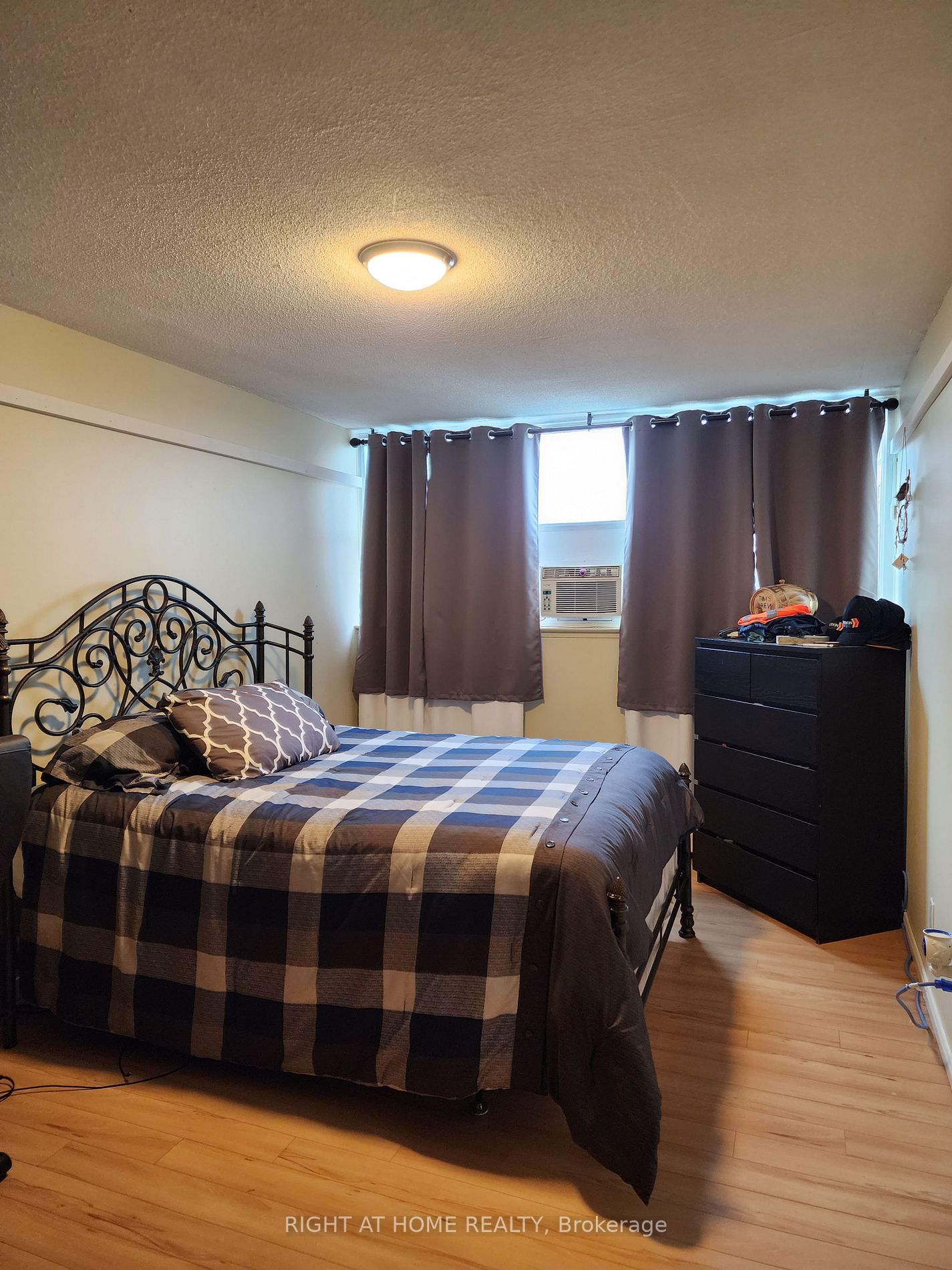 215 Glenridge Ave, #801