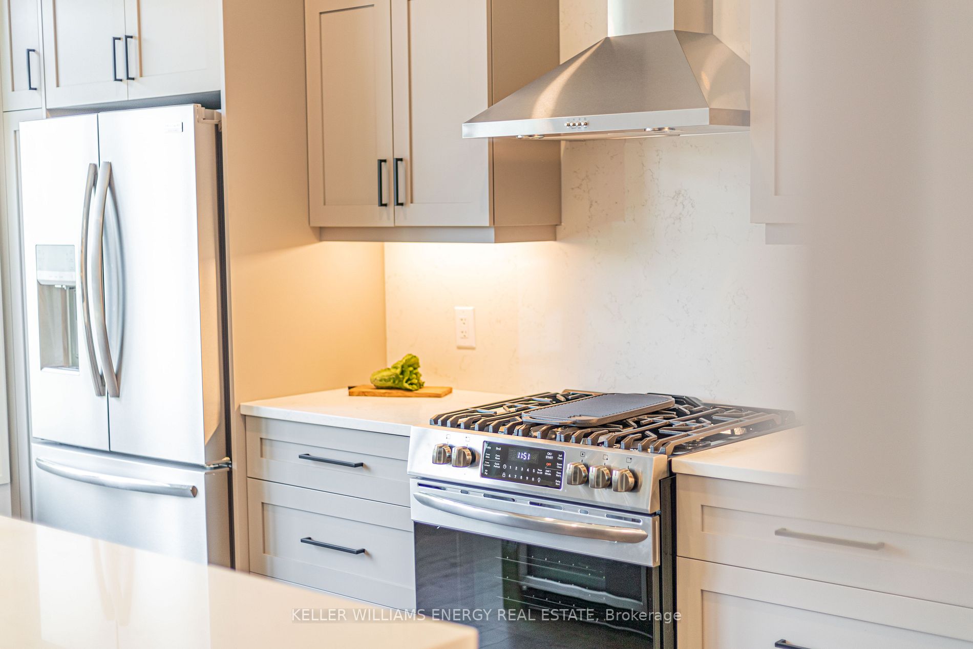 125 Villeneuve Dr