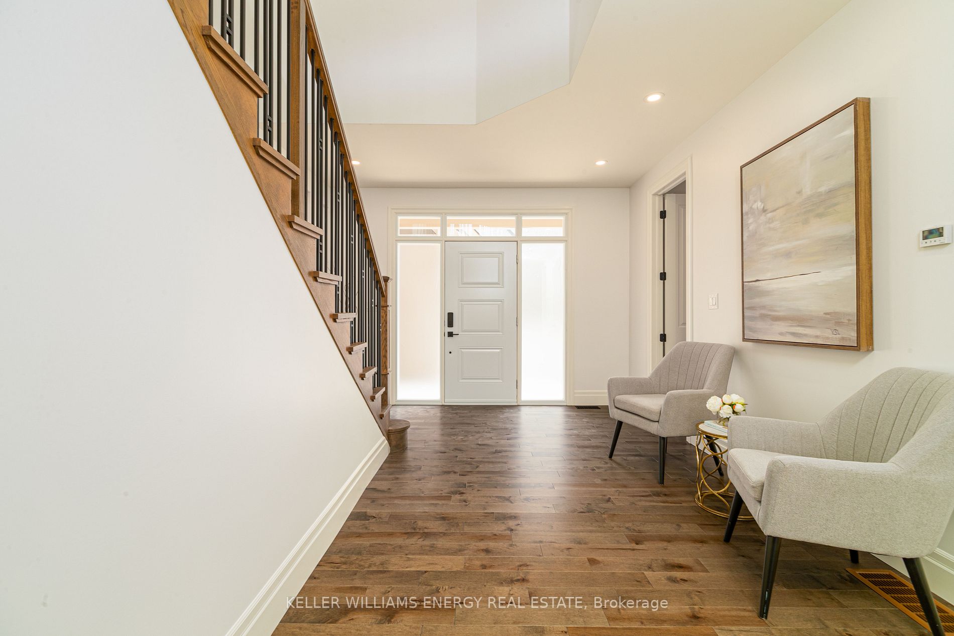 125 Villeneuve Dr