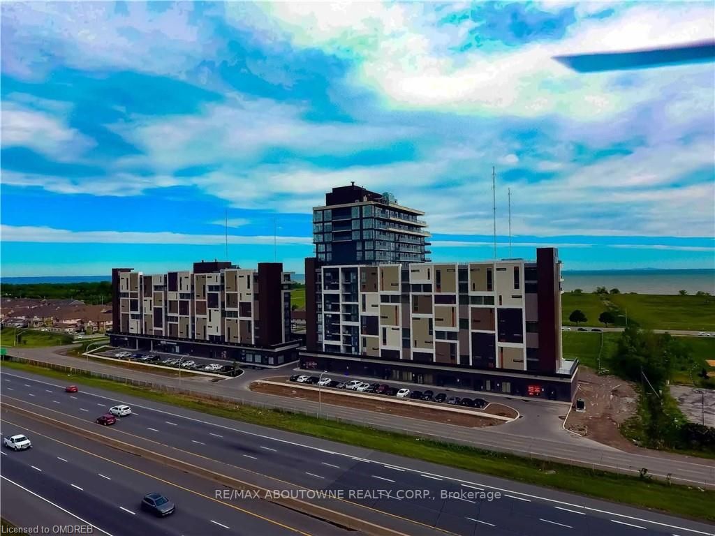 550 North Service Rd, #512